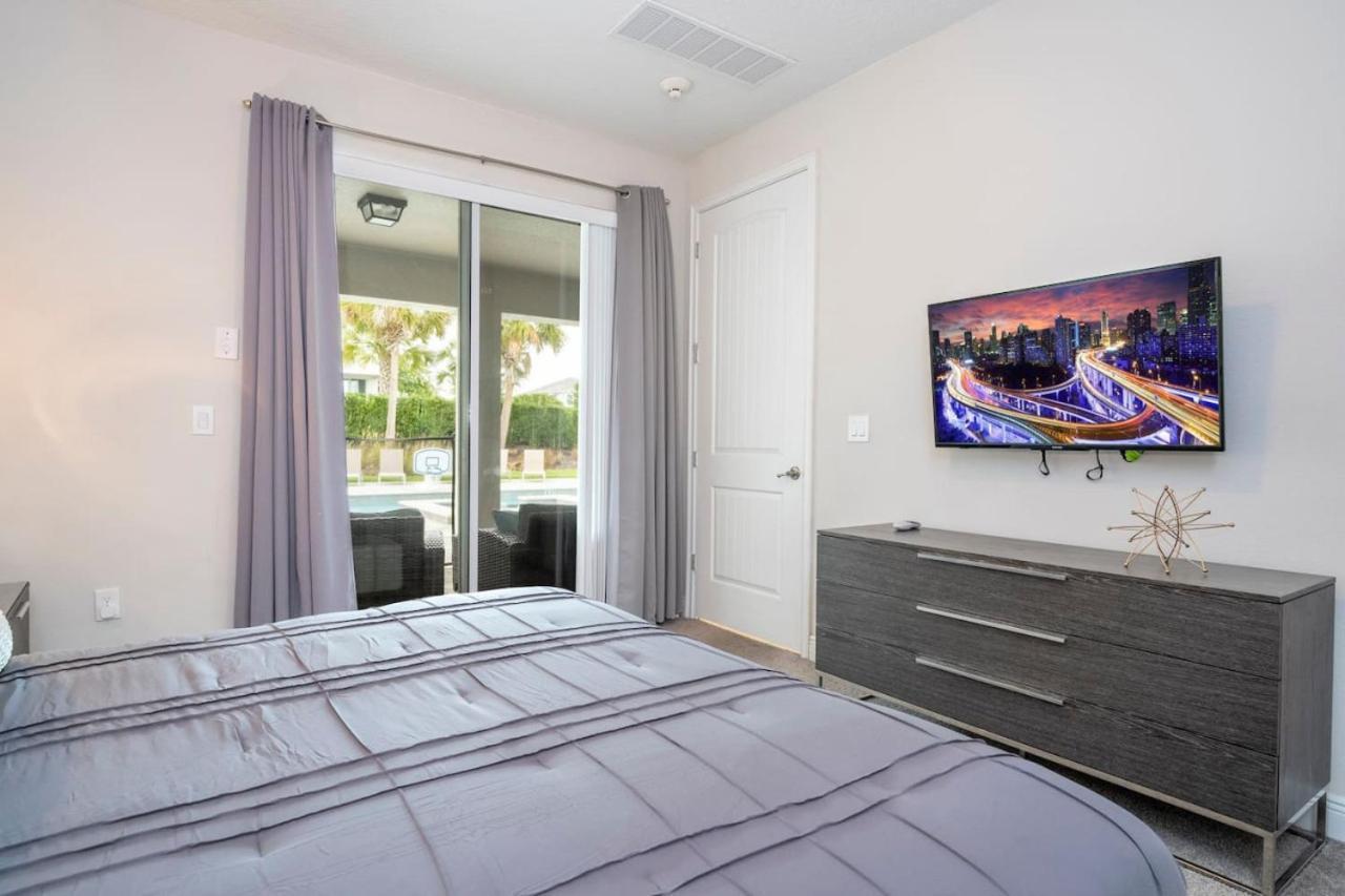 Amazing 8bd W Private Pool At Encore *