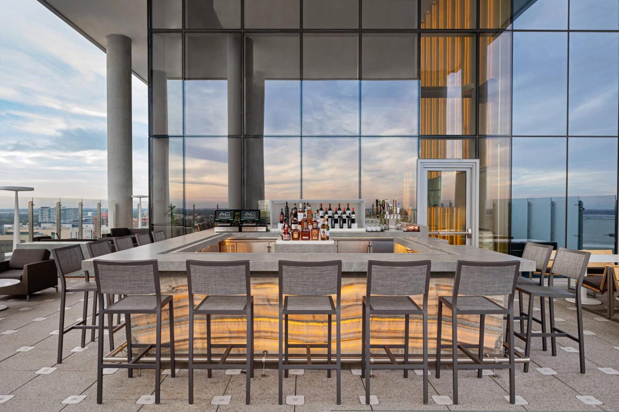 Hotel Ac By Marriott Downtown 2*