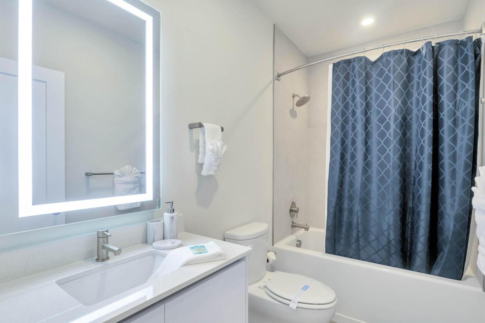 Apartment 4 Bedrooms Pool Hidden Forest Amenities Orlando