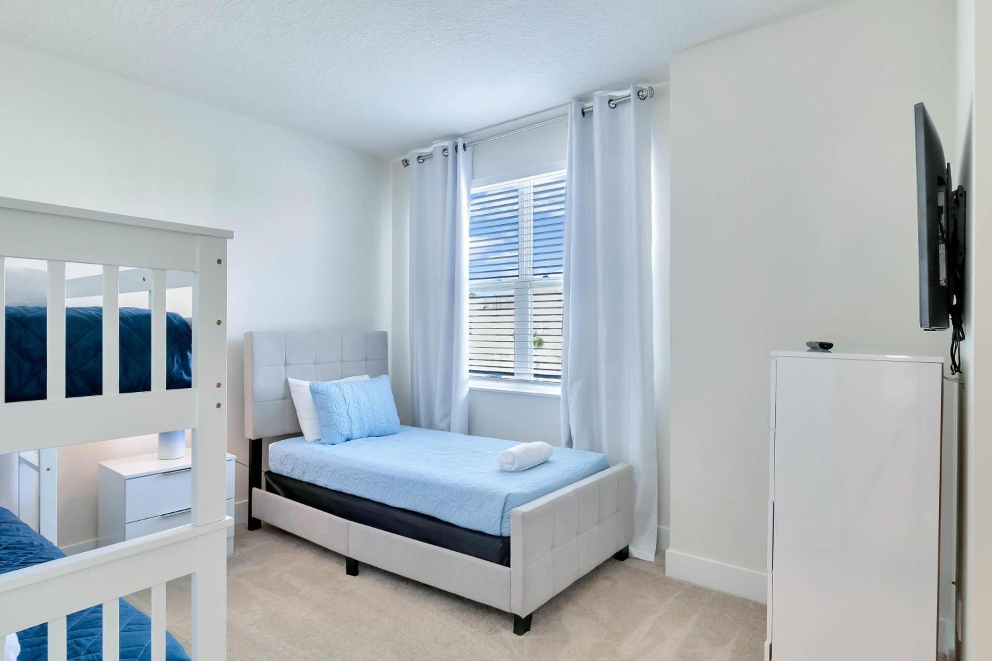 Apartment 4 Bedrooms Pool Hidden Forest Amenities