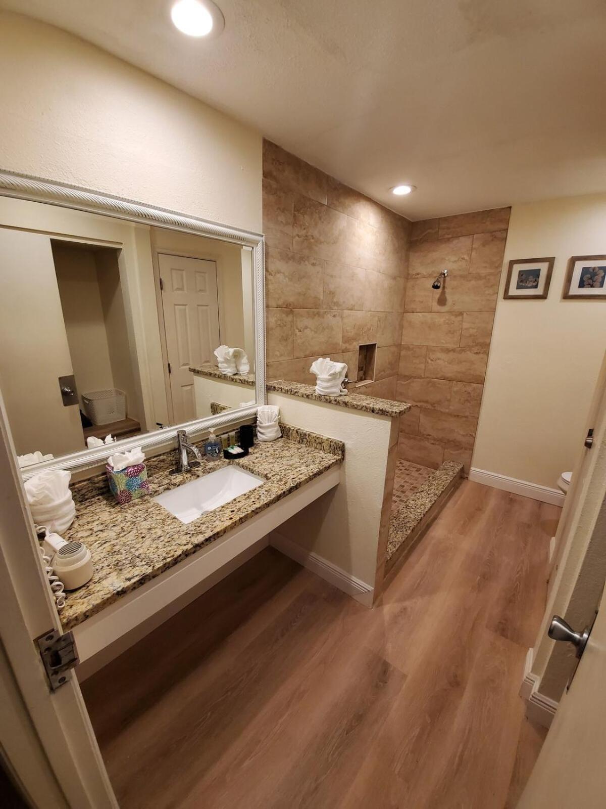 Apartment 2 Miles From 1 Bedroom 1 Bath