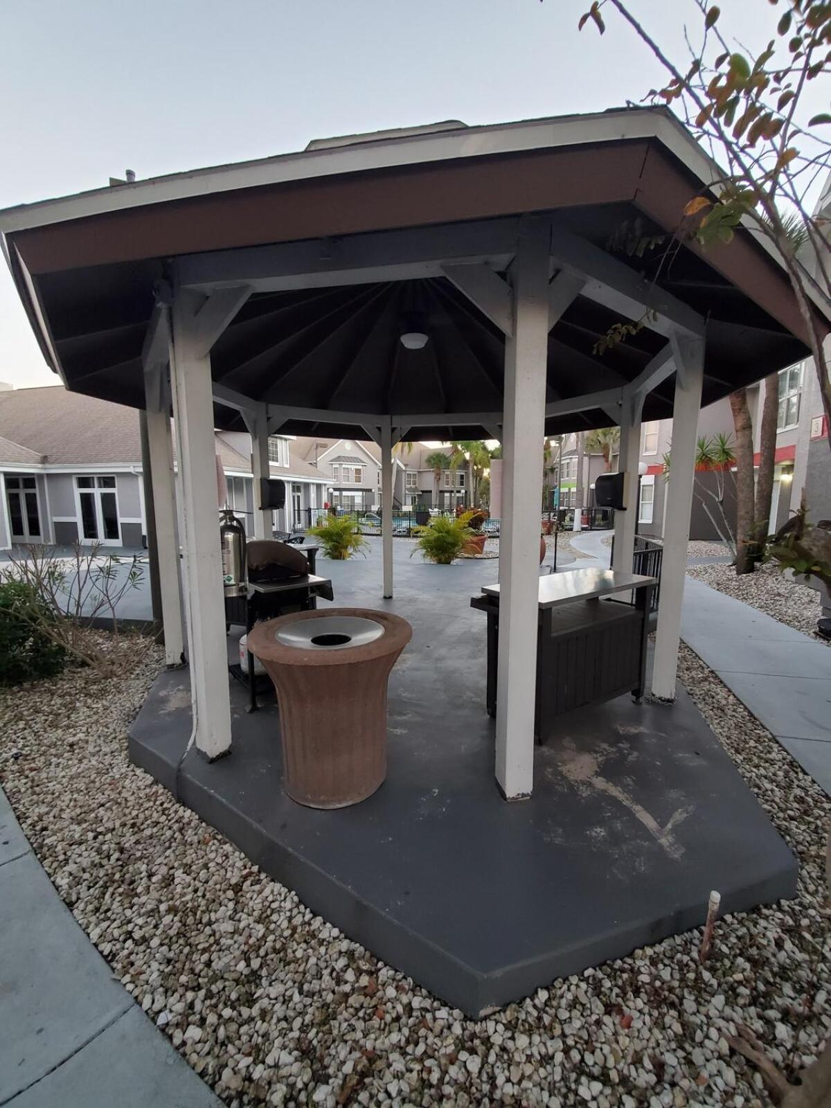 Apartment 2 Miles From 1 Bedroom 1 Bath *
