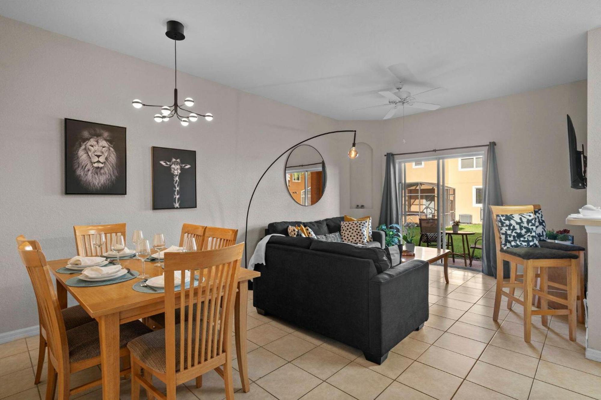 Holiday home Sweet 3 Bedroom Townhome 2407