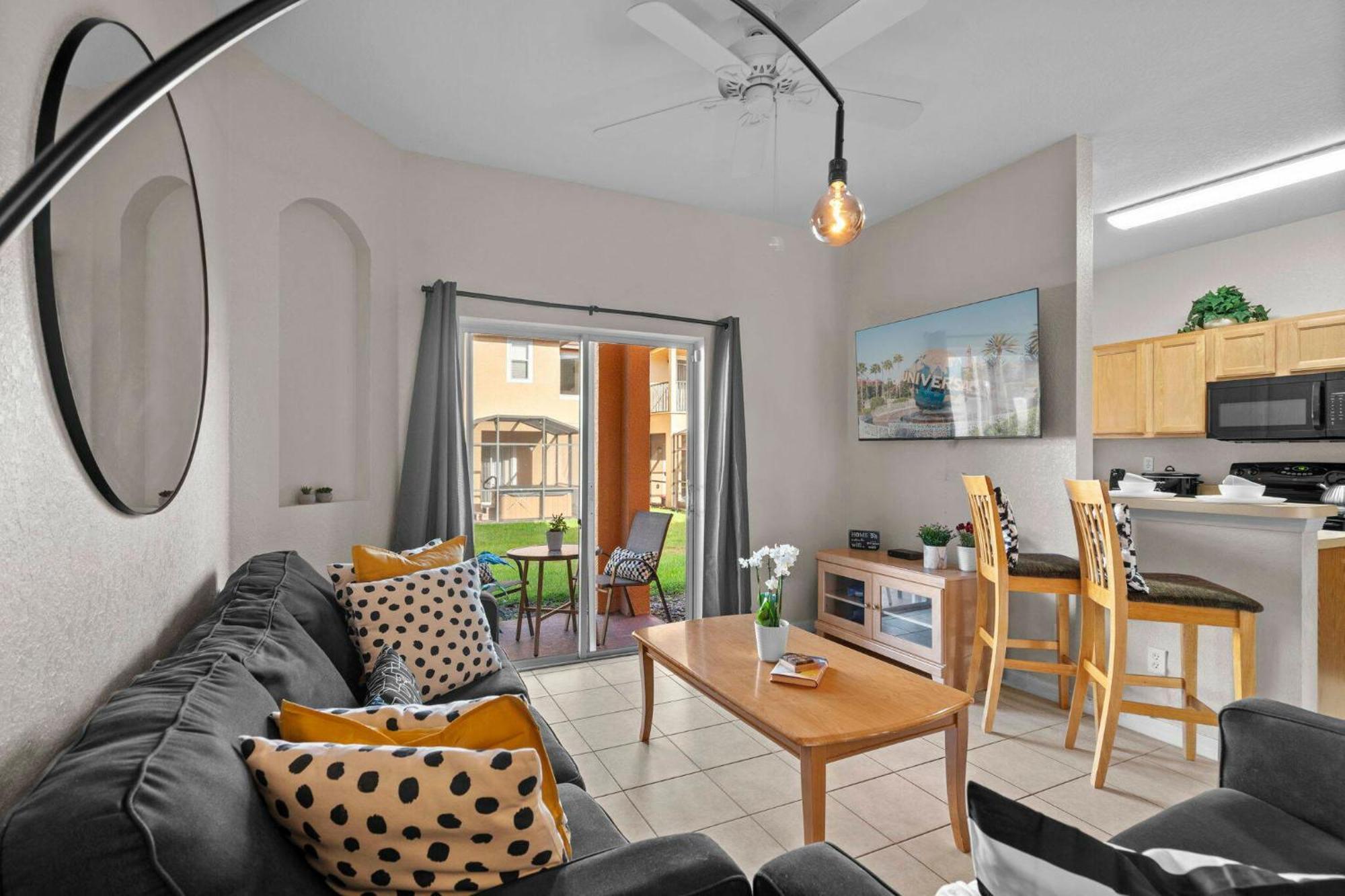 Sweet 3 Bedroom Townhome 2407