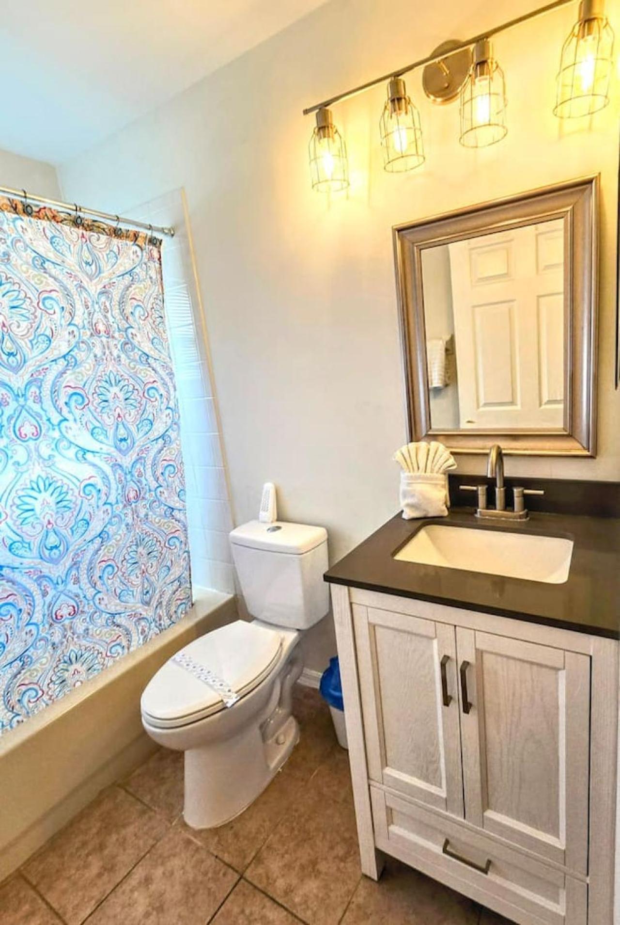 Holiday home Joyful And Bright 4 Bedroom 3 Bathroom Pool Orlando