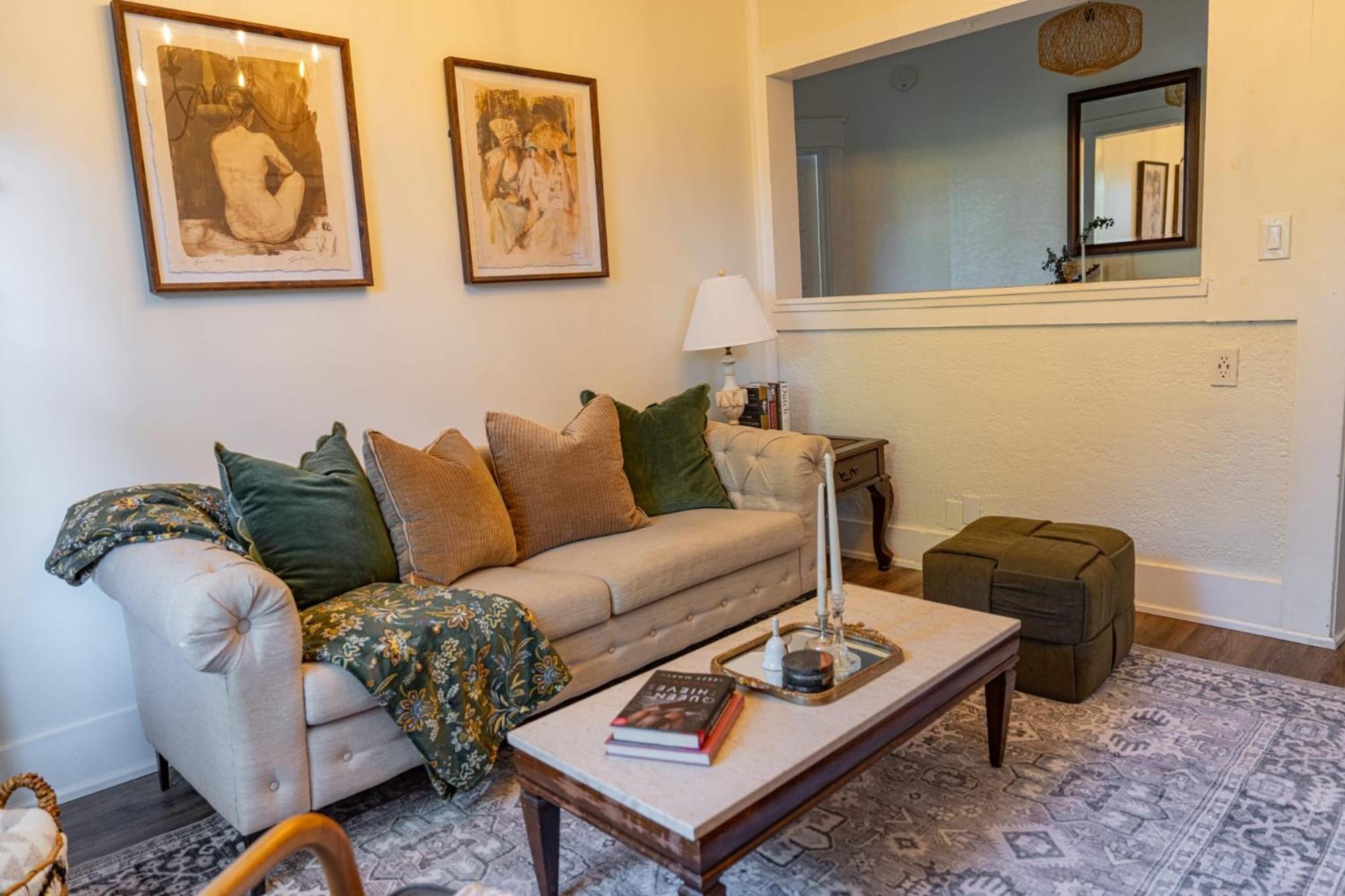 Apartment Historic Casita Joy, Dt, Eola, Delaney Park, 2 Bedrooms 1 Bathroom Unit B