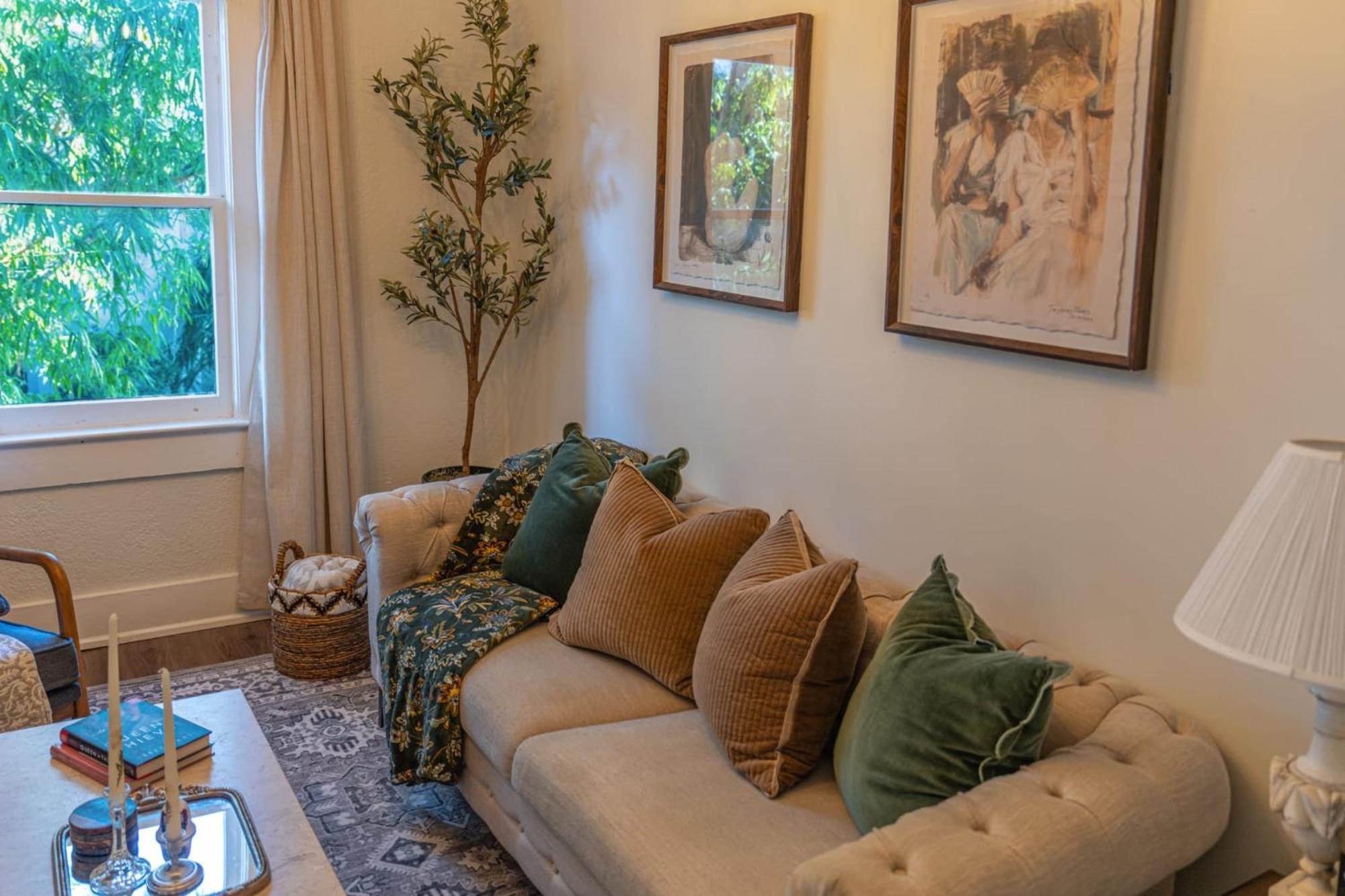 Apartment Historic Casita Joy, Dt, Eola, Delaney Park, 2 Bedrooms 1 Bathroom Unit B Orlando
