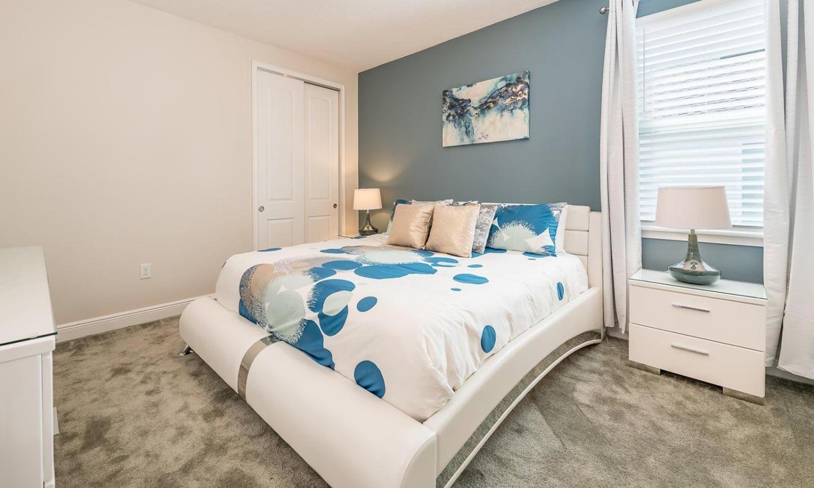 Airy 6 Bdrm Abode With Theater In Encore Holiday home *