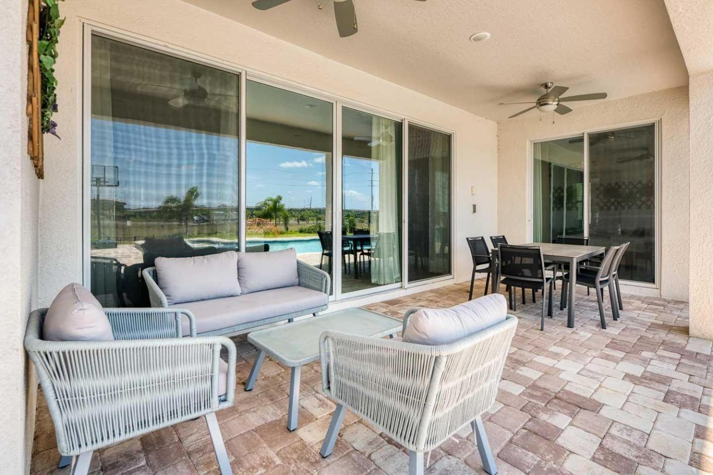 Holiday home Grand 11 Bdrm With Games At Encore Orlando