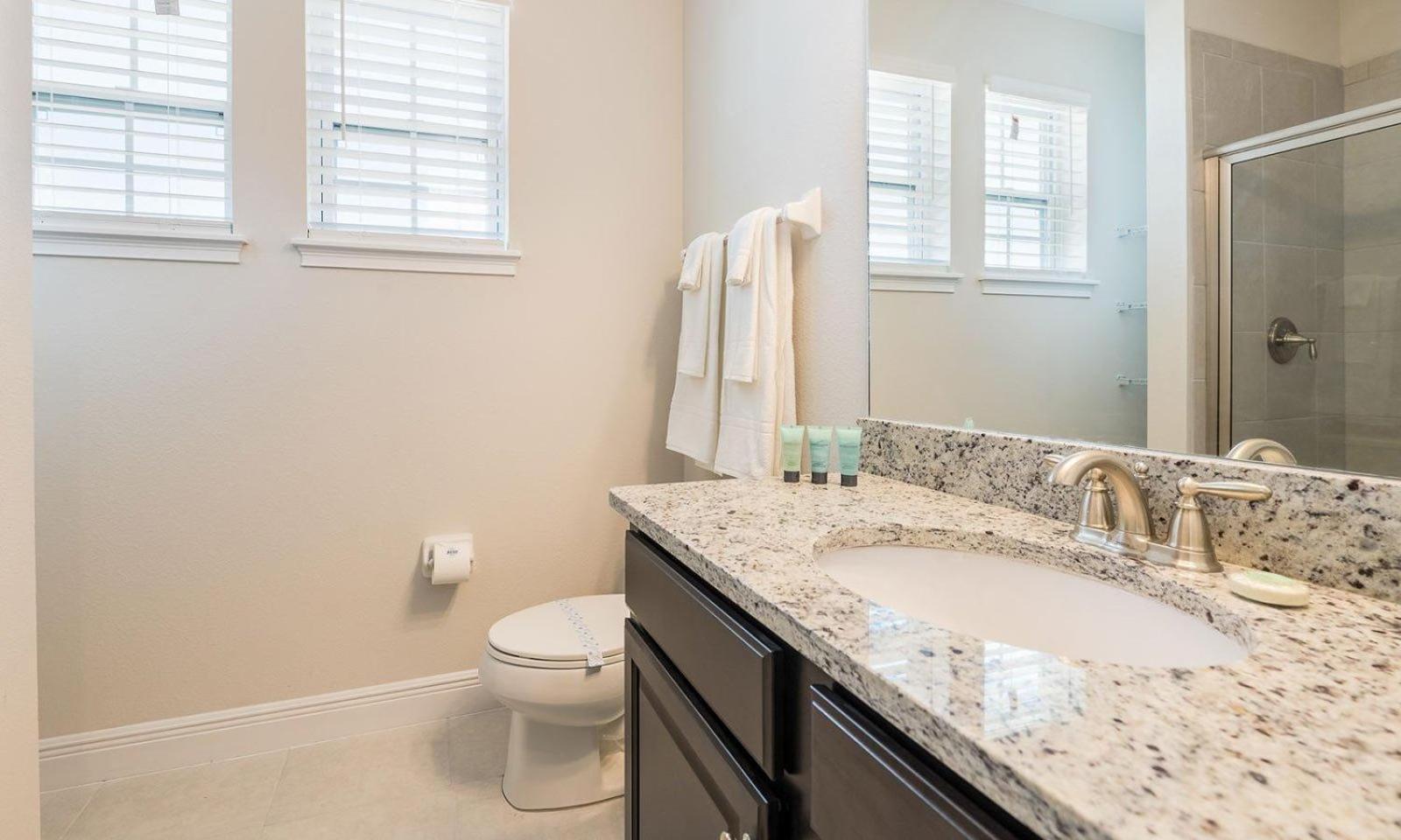 Airy 6 Bdrm Abode With Theater In Encore Orlando