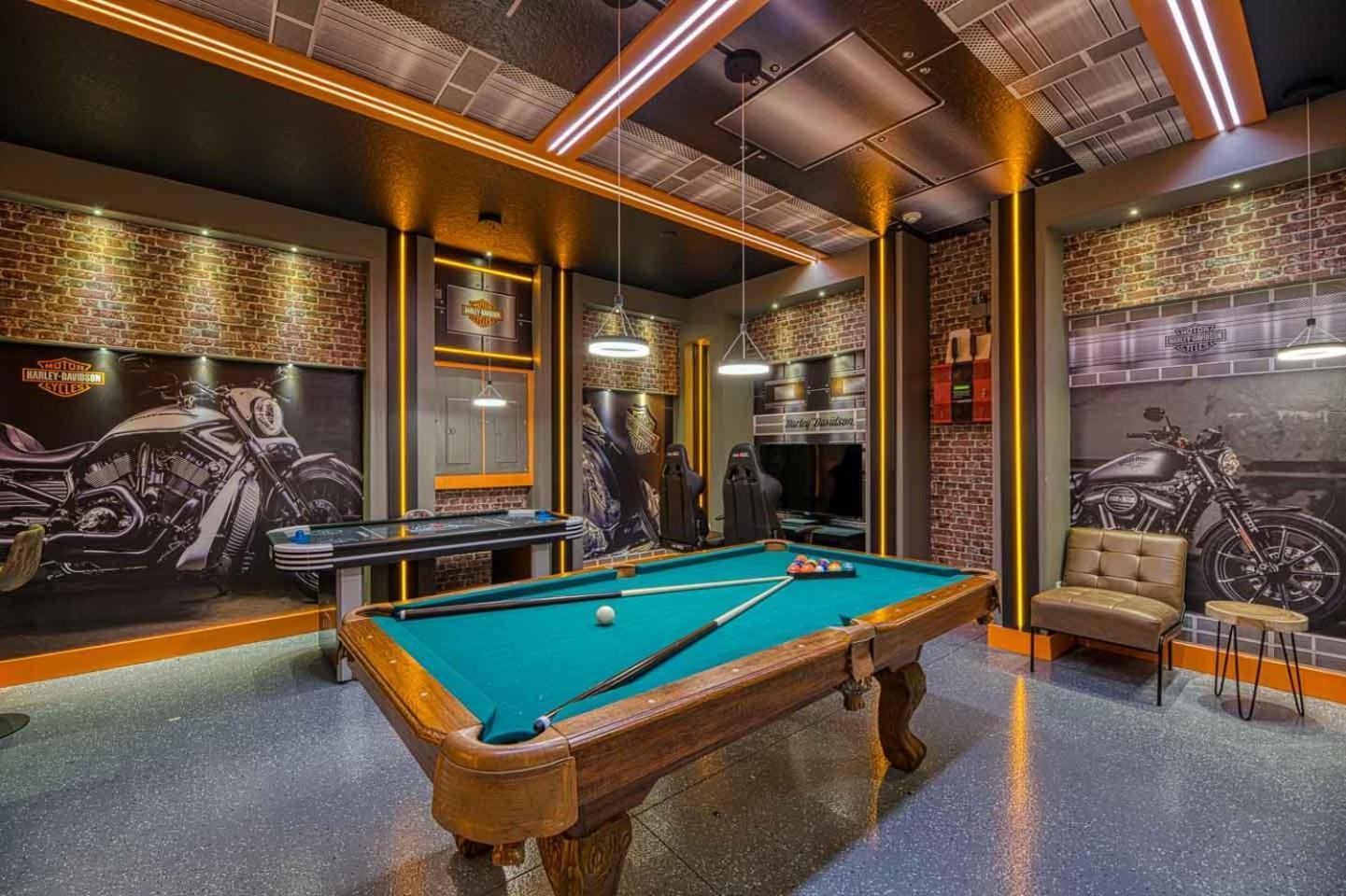 Grand 11 Bdrm With Games At Encore Holiday home