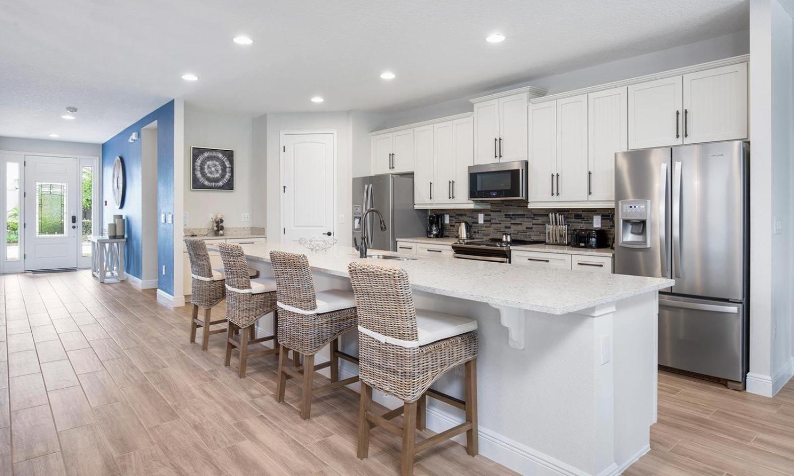 Colorful 9 Bdrm House With Large Pool In Encore Holiday home *