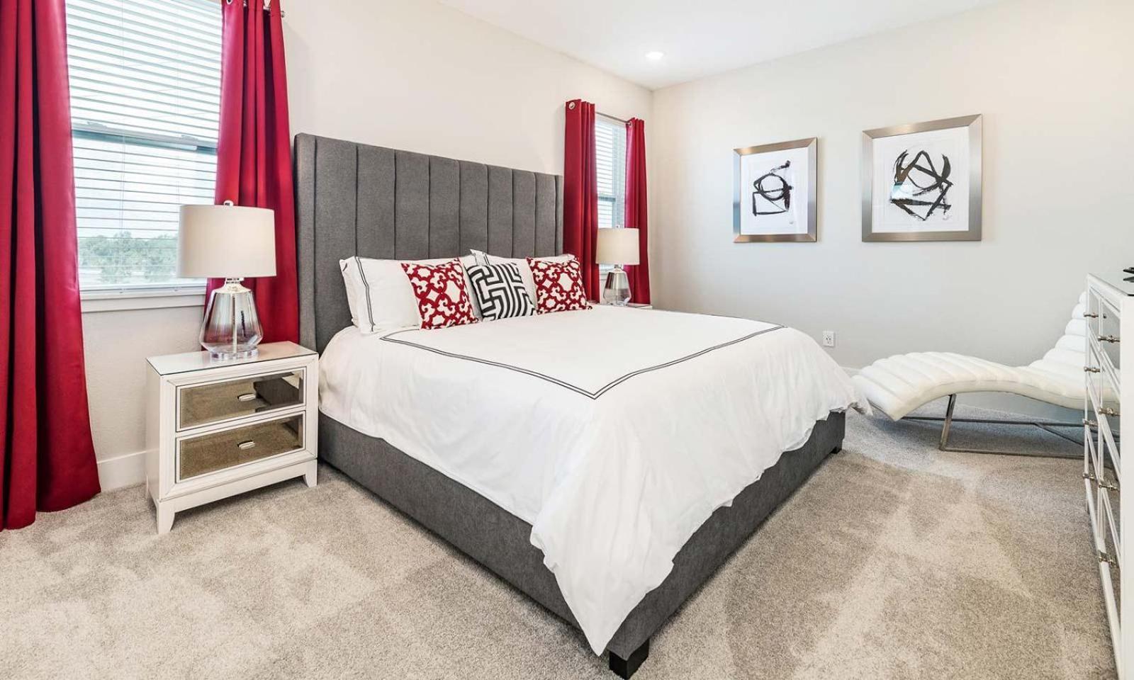 Polished Serene 4 Bdrm With Games At Encore *