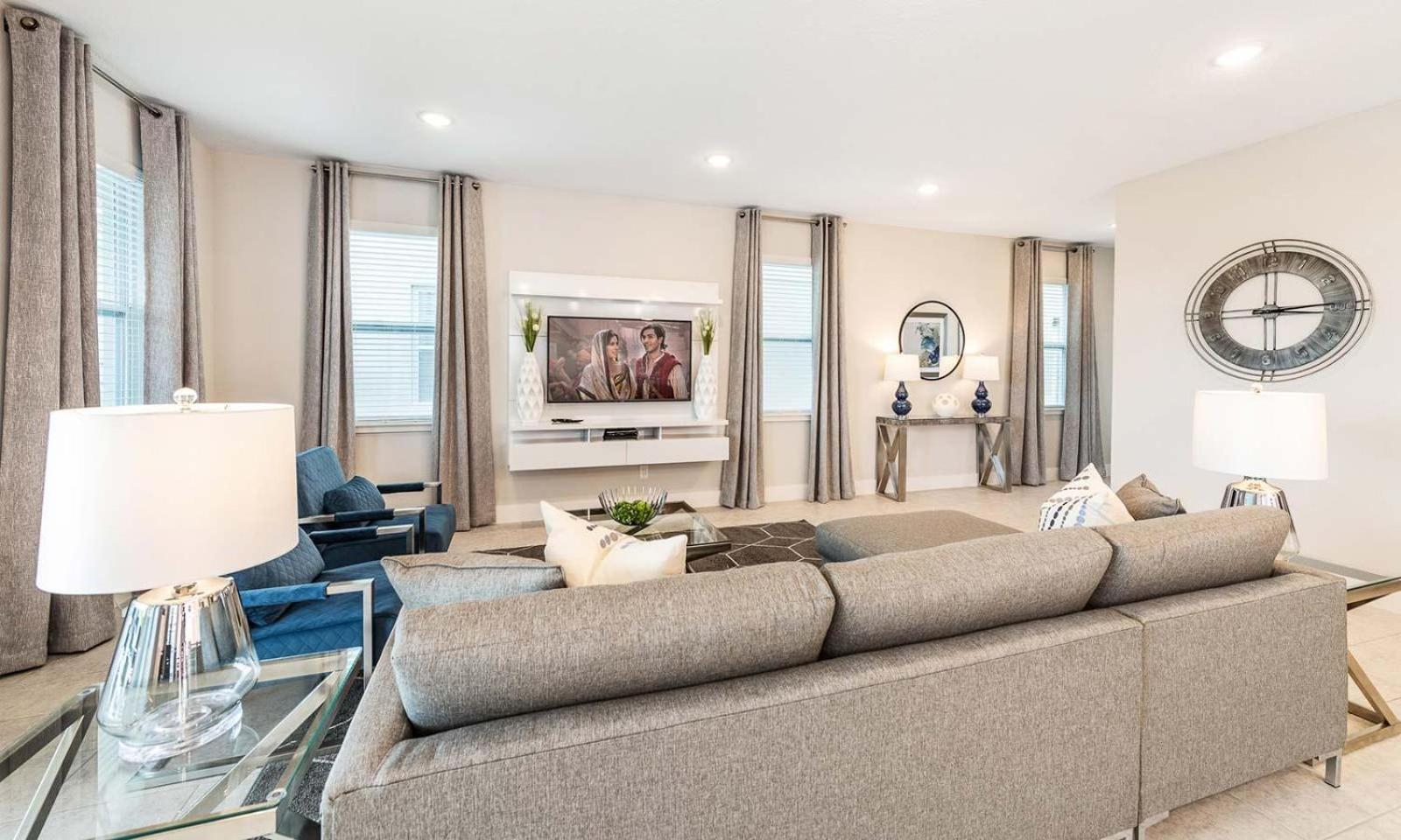 Holiday home Polished Serene 4 Bdrm With Games At Encore Orlando