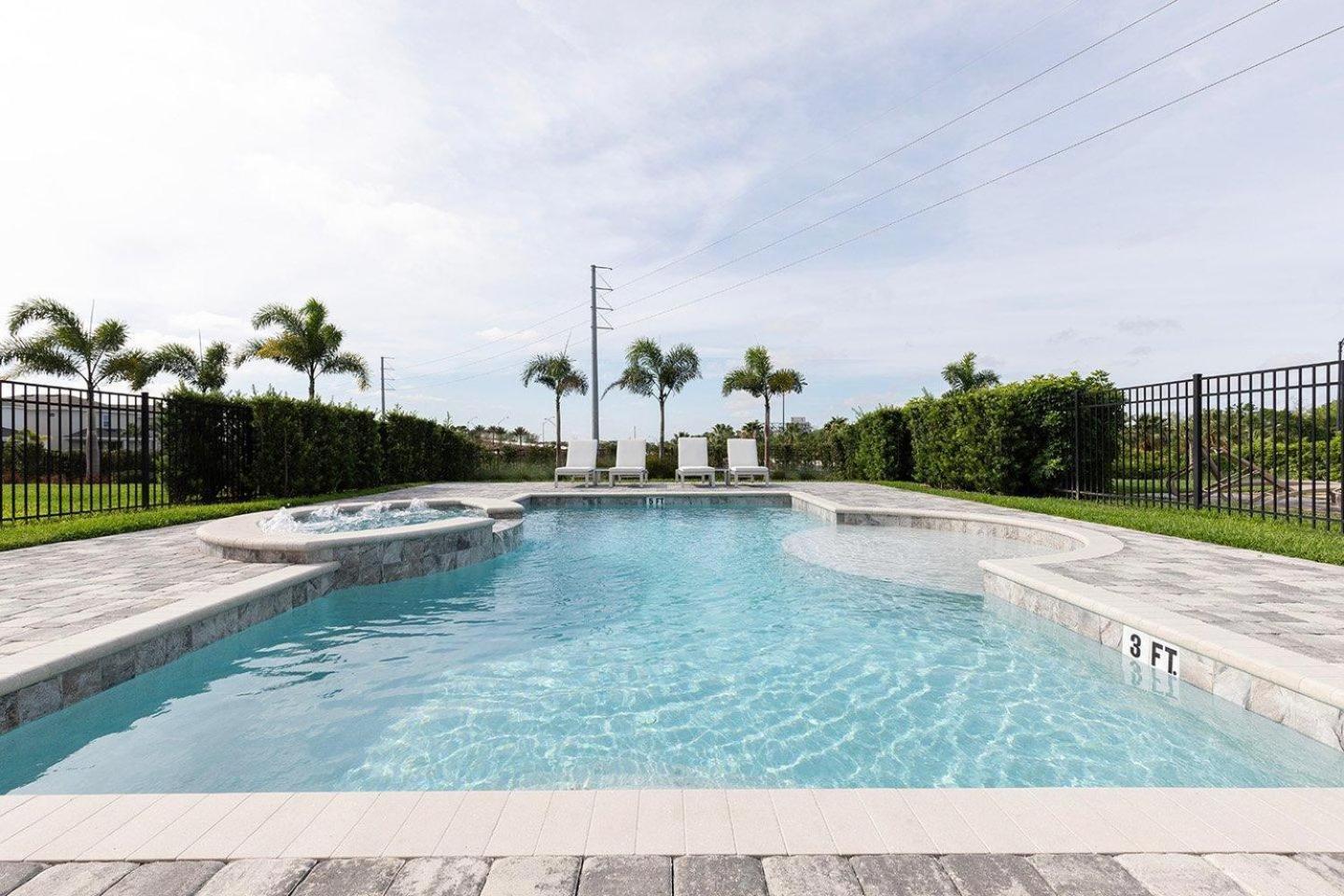 Polished Serene 4 Bdrm With Games At Encore *