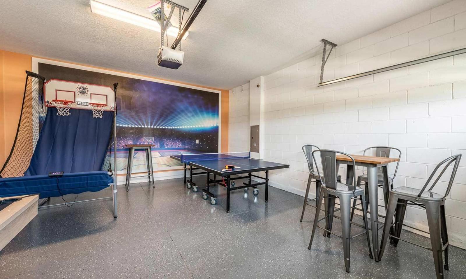 Captivating 5 Bdrm With Theater At Encore Holiday home *