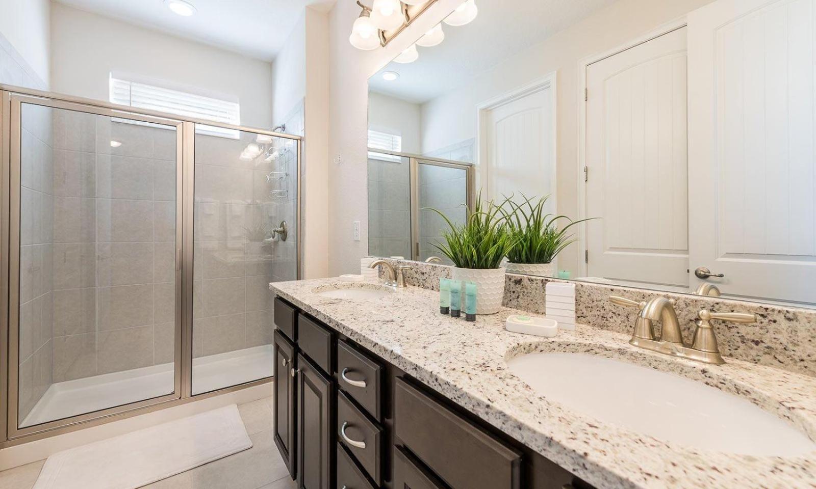 Vibrant 5 Bdrm With Private Pool In Encore Orlando
