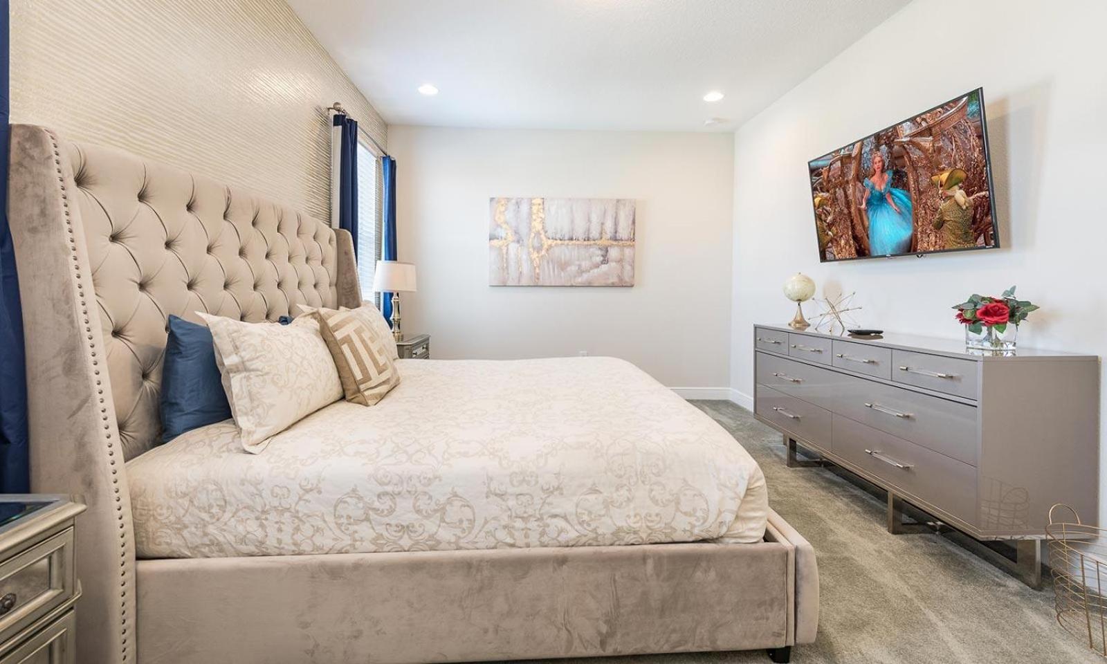 Vibrant 5 Bdrm With Private Pool In Encore