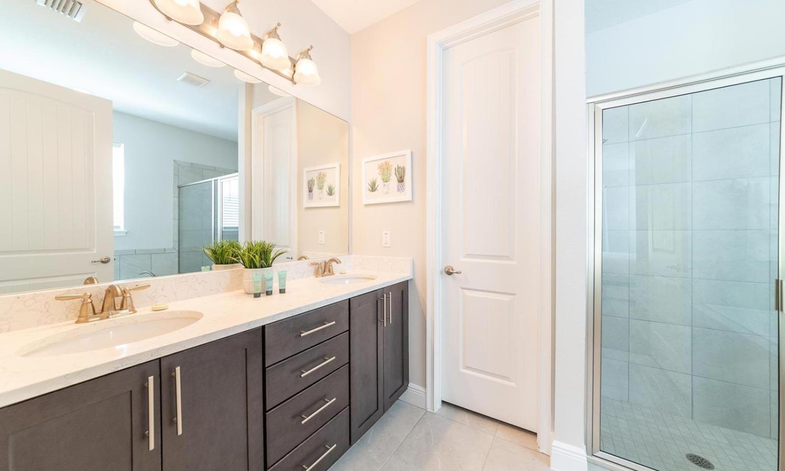 Serene 8 Bdrm With Large Patio In Encore Holiday home Orlando
