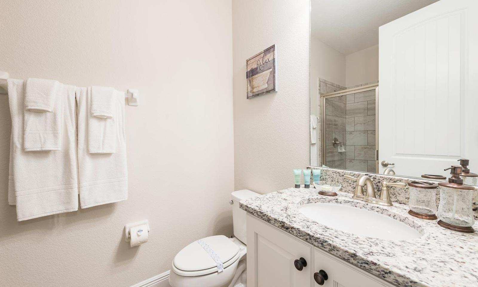 Modern 6 Bdrm Abode With Private Pool And In Encore