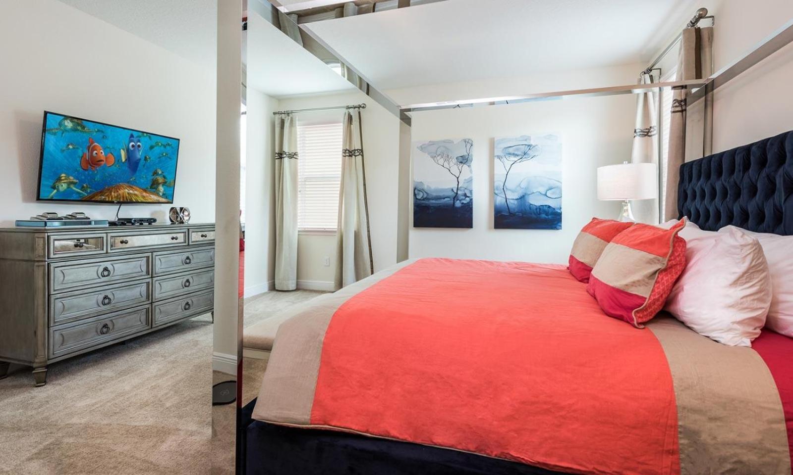 Sleek 5 Bdrm With Fun Themed Bedroom At Encore