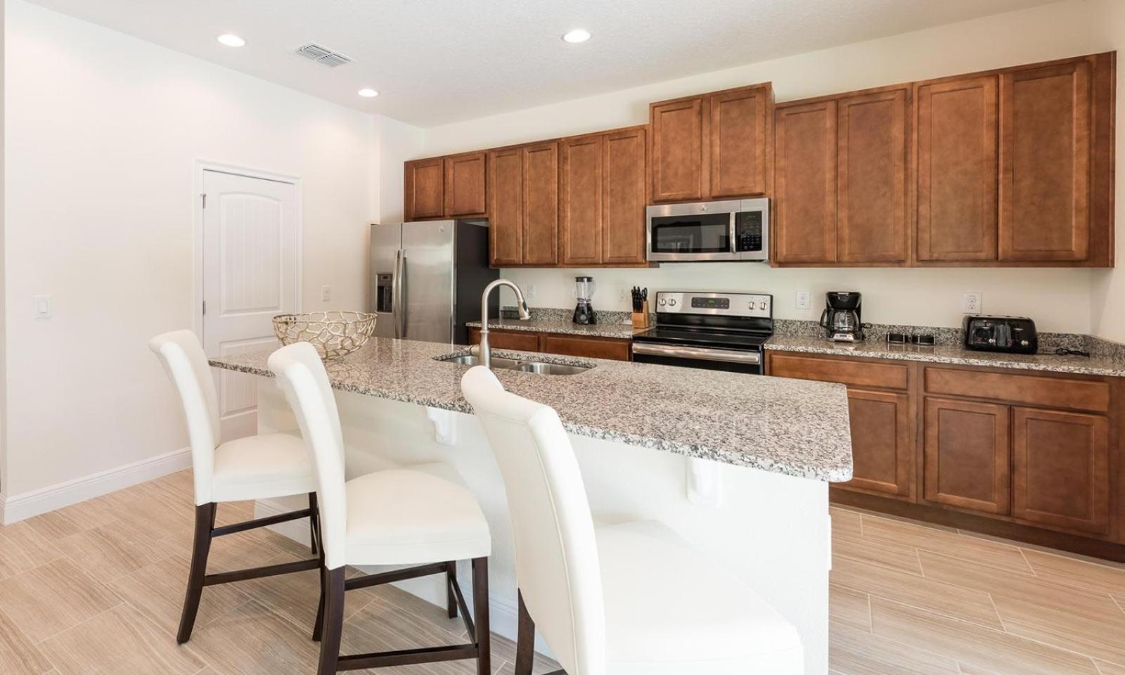 Sleek 5 Bdrm With Fun Themed Bedroom At Encore Holiday home *