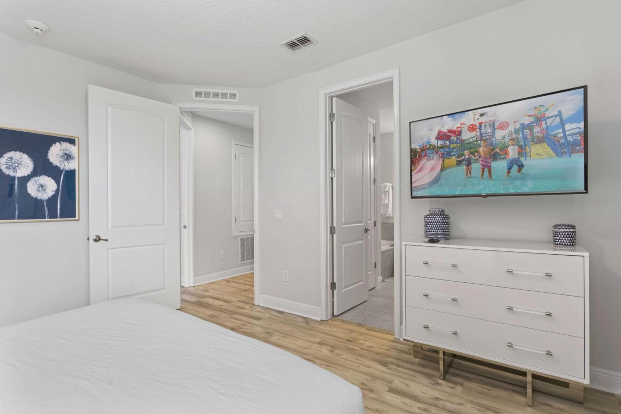 Radiant Classic 10 Bdrm With Games At Encore Holiday home *