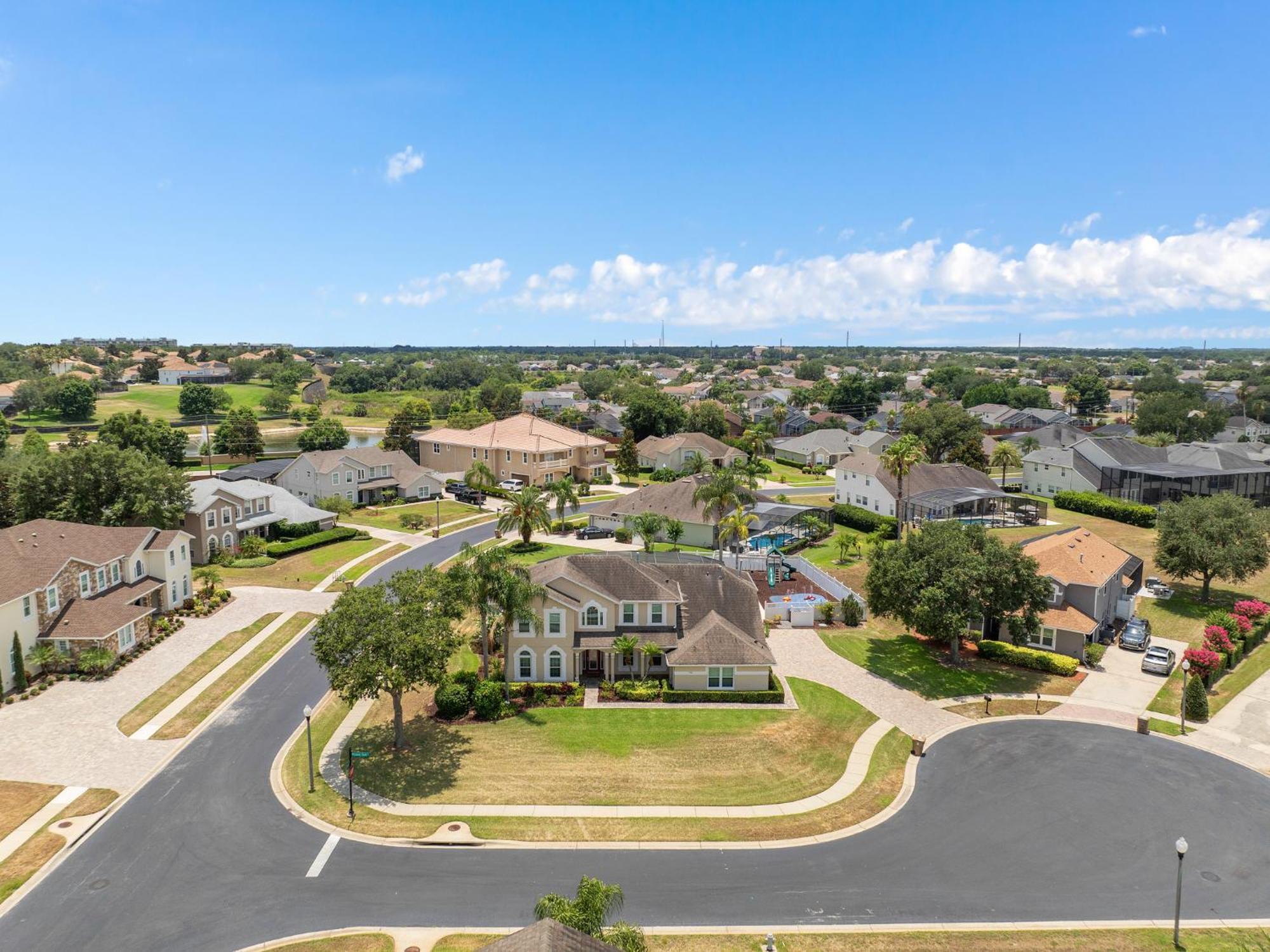 Mickeys Sunrise - Phenomenal 7br Themed Theater Swingset Splashpad Gas Bbq - 2 Miles To Orlando