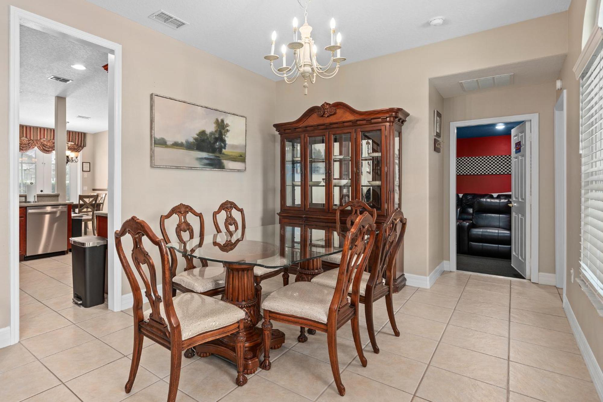 Mickeys Sunrise - Phenomenal 7br Themed Theater Swingset Splashpad Gas Bbq - 2 Miles To Orlando