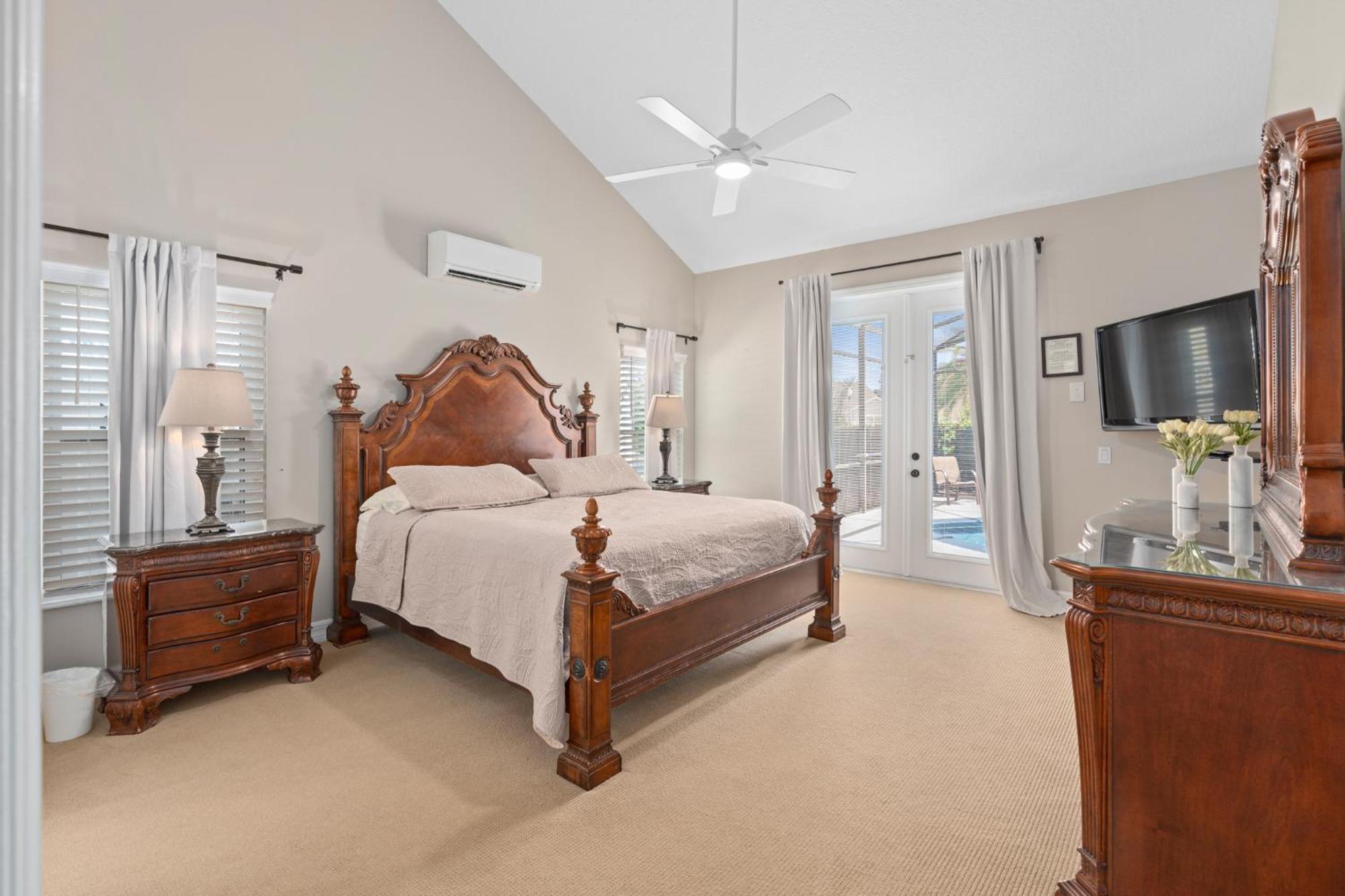 Holiday home Mickeys Sunrise - Phenomenal 7br Themed Theater Swingset Splashpad Gas Bbq - 2 Miles To *