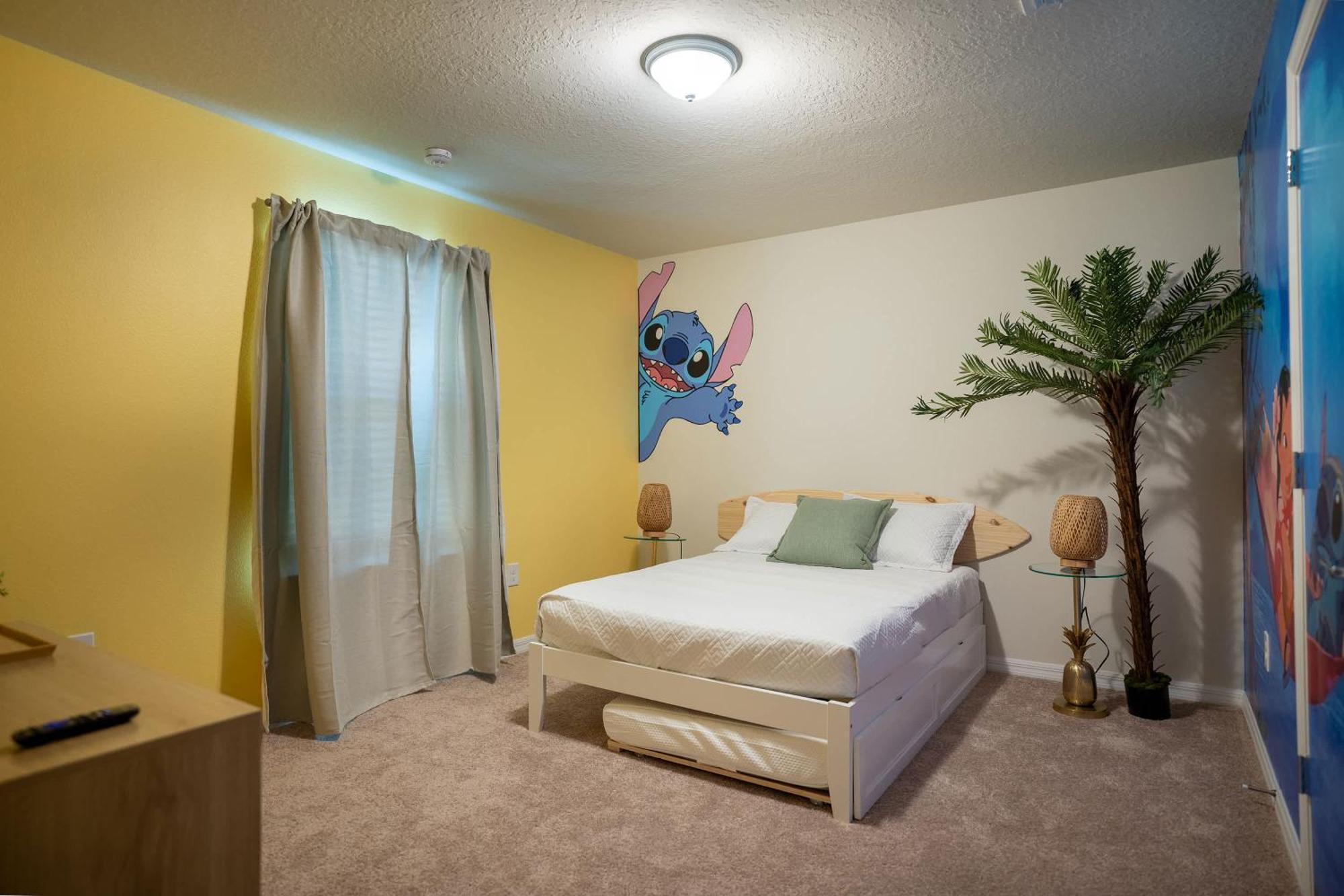 Stunning 10 Bed With Themed Pool Holiday home