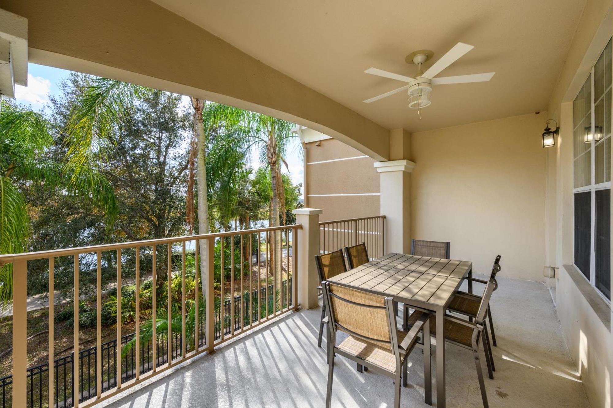 Beautiful View Condo, Vista Cay-1004 Apartment *