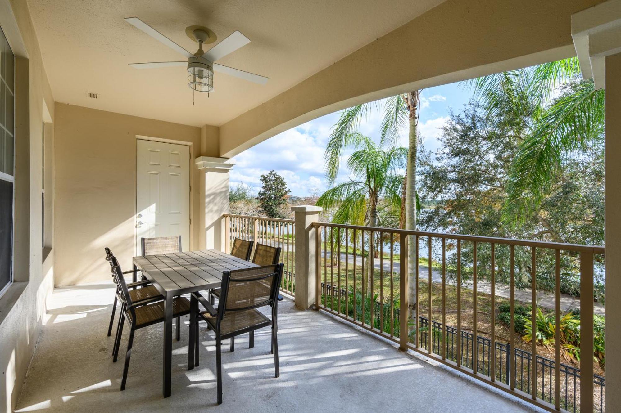 Beautiful View Condo, Vista Cay-1004 Orlando