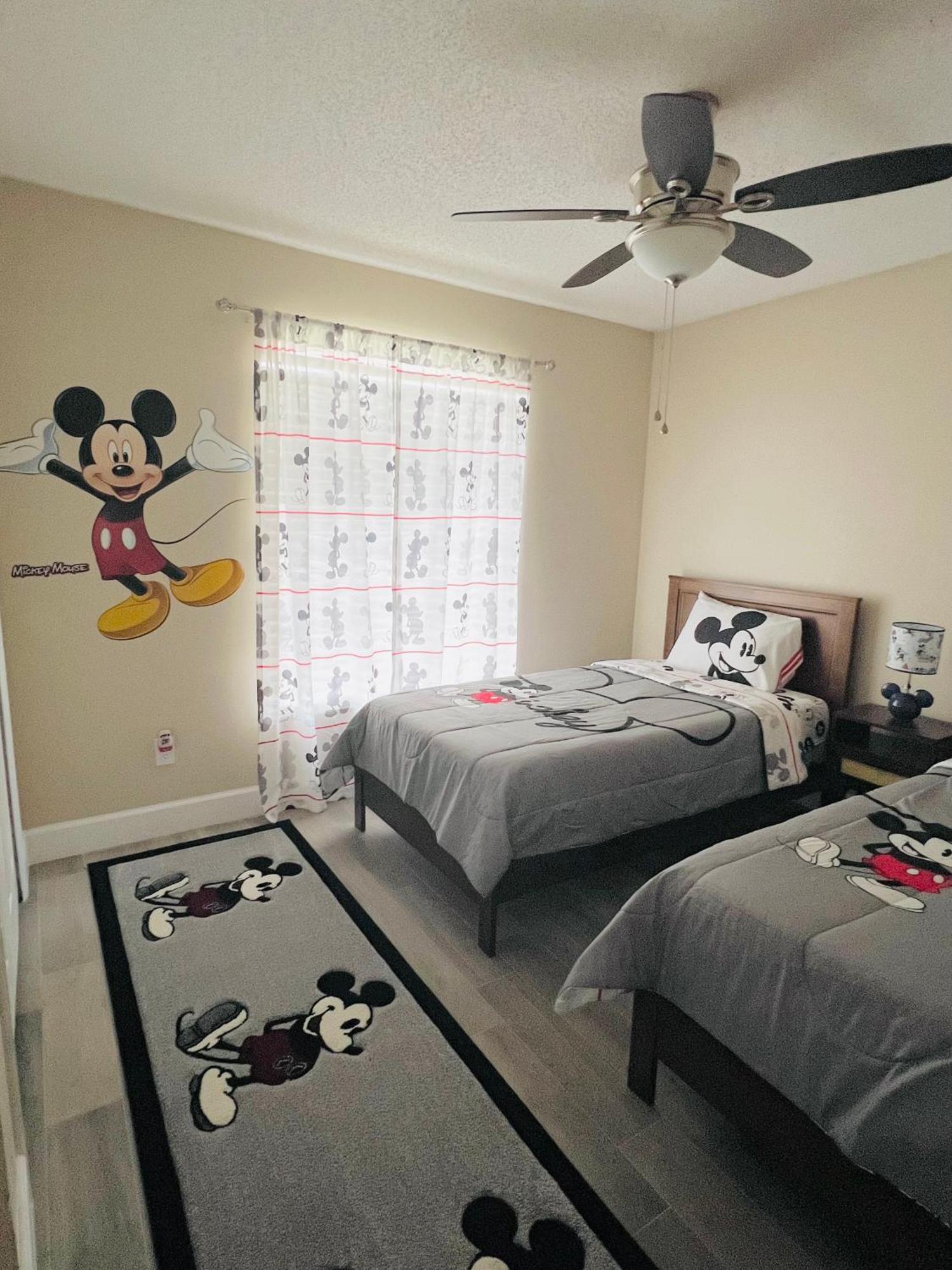 Magical Getaway Near 4bd-2bth Holiday home