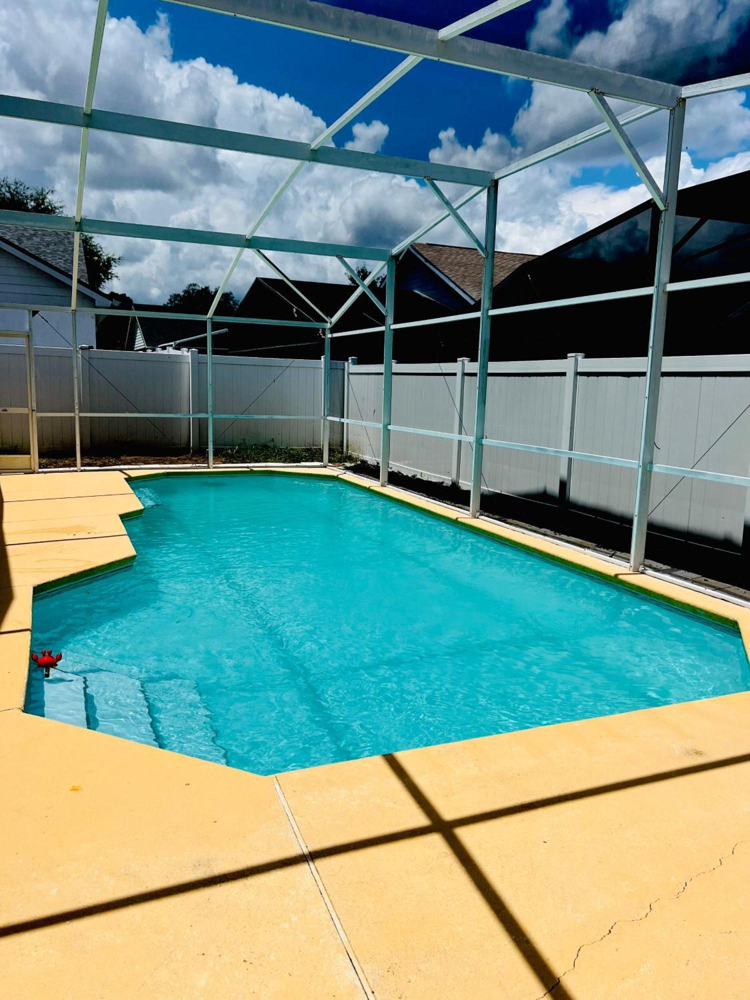 Magical Getaway Near 4bd-2bth *