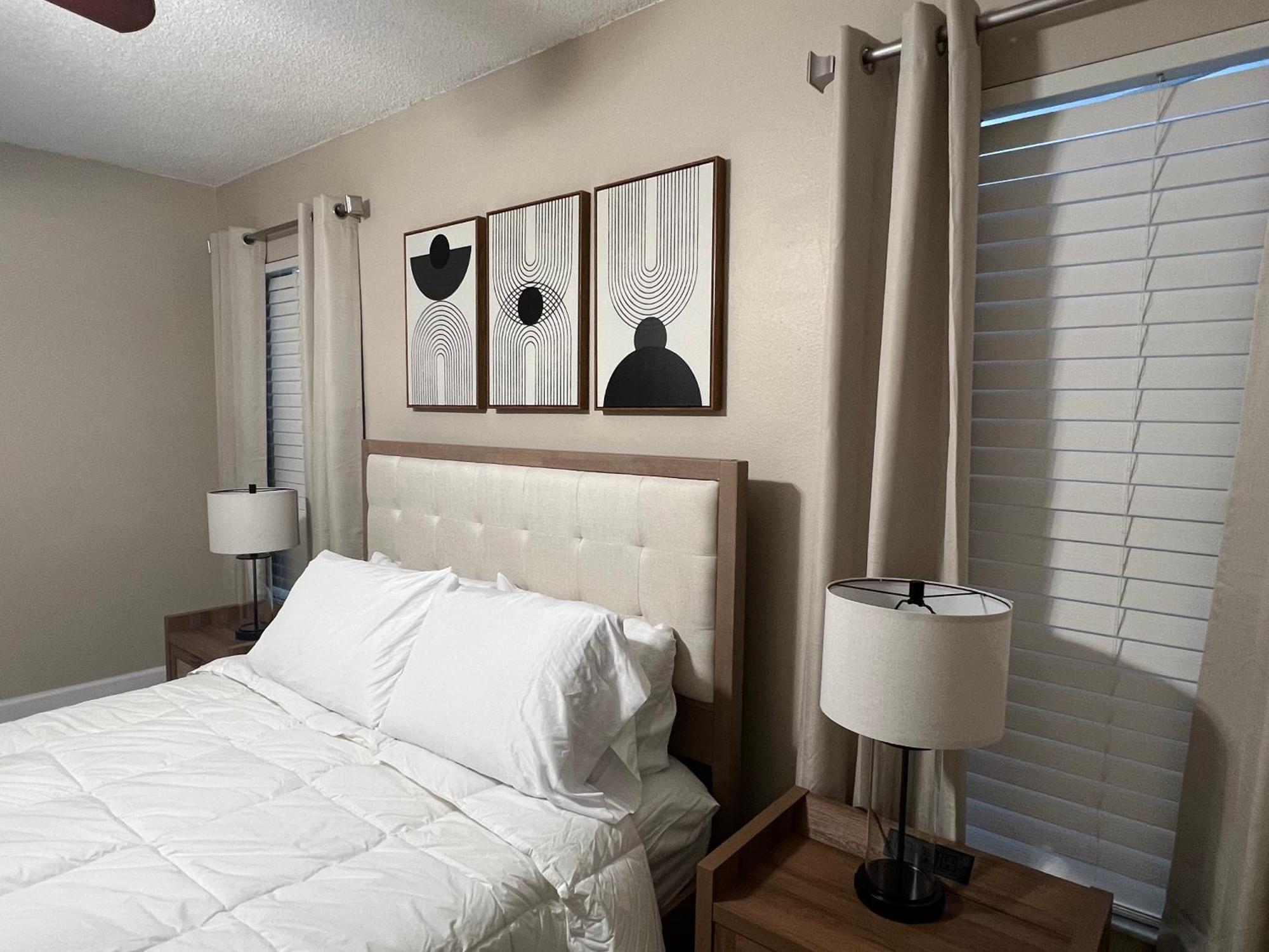 Magical Getaway Near 4bd-2bth Holiday home *
