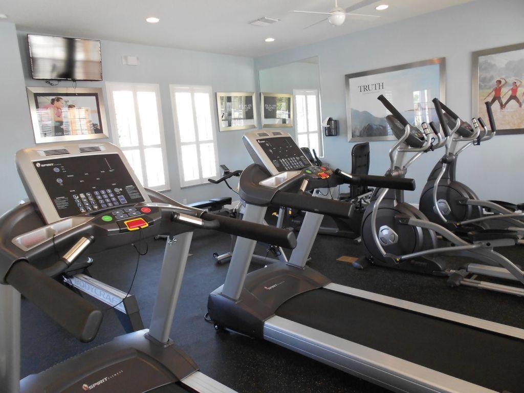 Apartment 3 Bedrooms Pool Hidden Forest Amenities *