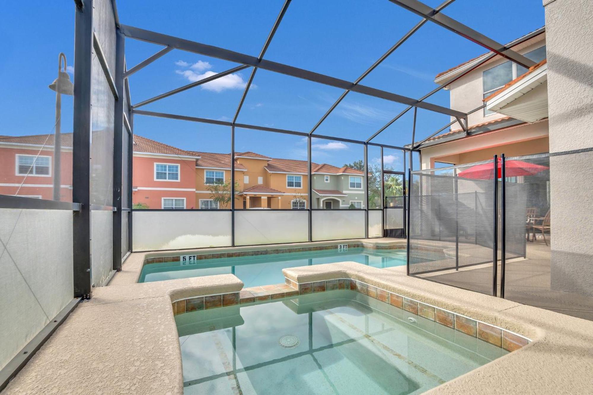 9008 Paradise Palms Blissful Haven 5-bed Oasis Of Luxury And Tranquility Holiday home *