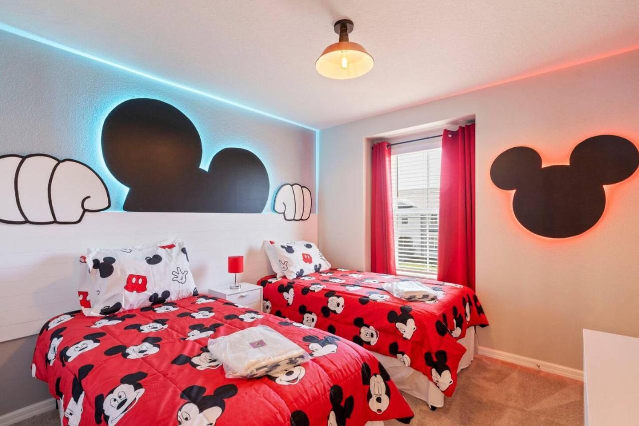 5 Bedroom 5 Bathroom Windsor Cay 1289 * Orlando