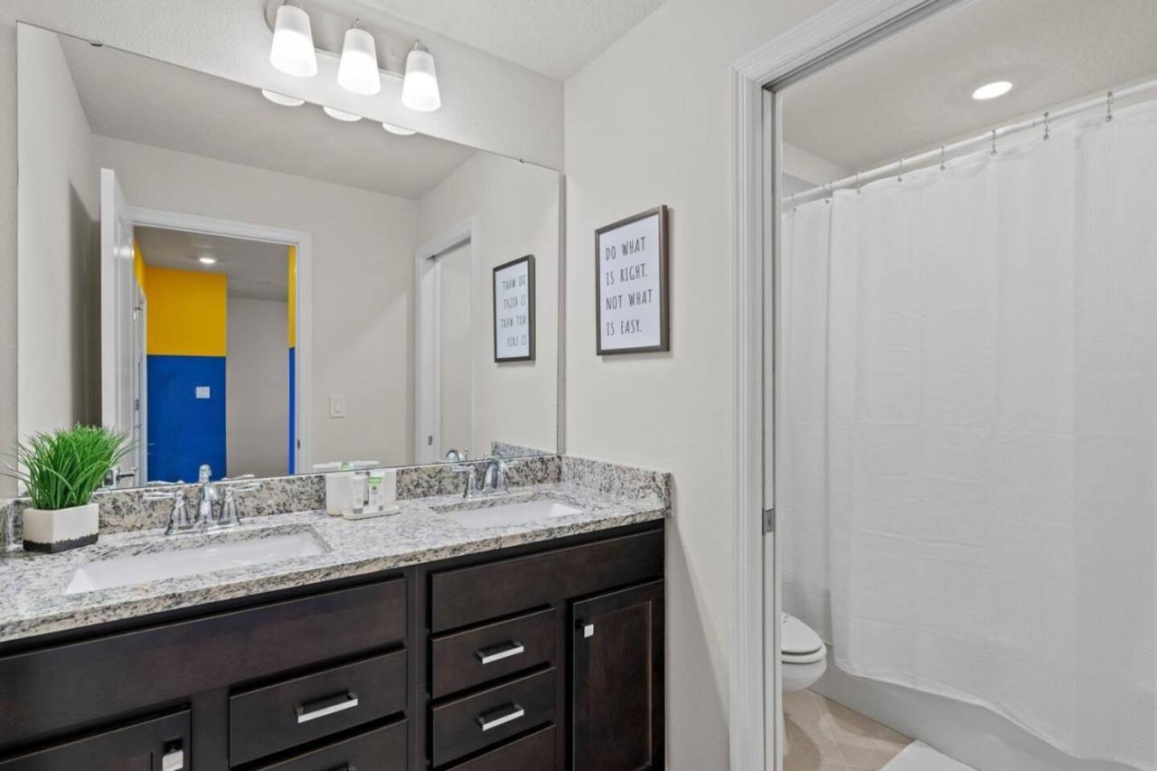 5 Bedroom 5 Bathroom Windsor Cay 1289 Holiday home Orlando