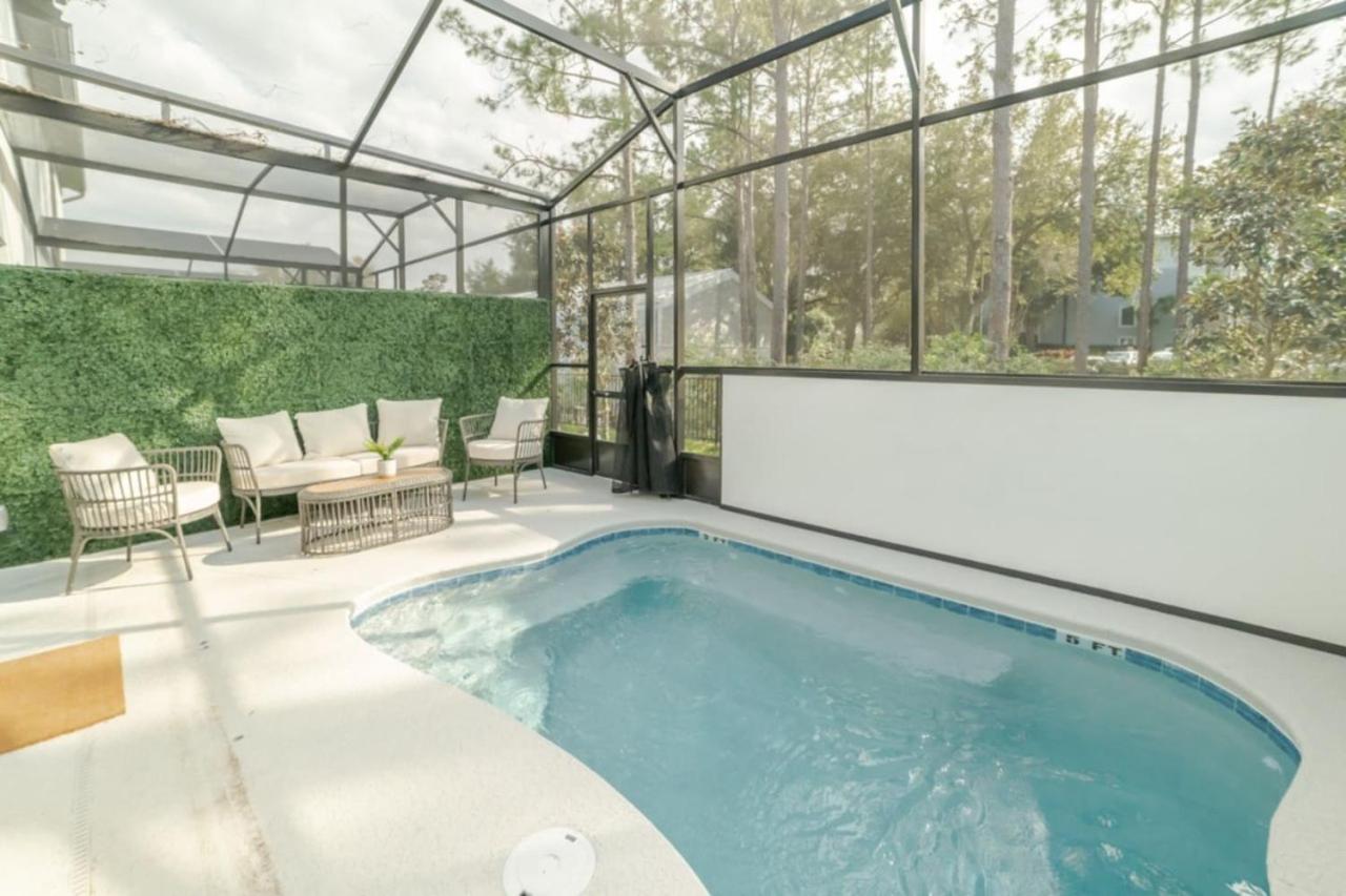 5 Bedroom 5 Bathroom Paradiso Grande 10352 Holiday home