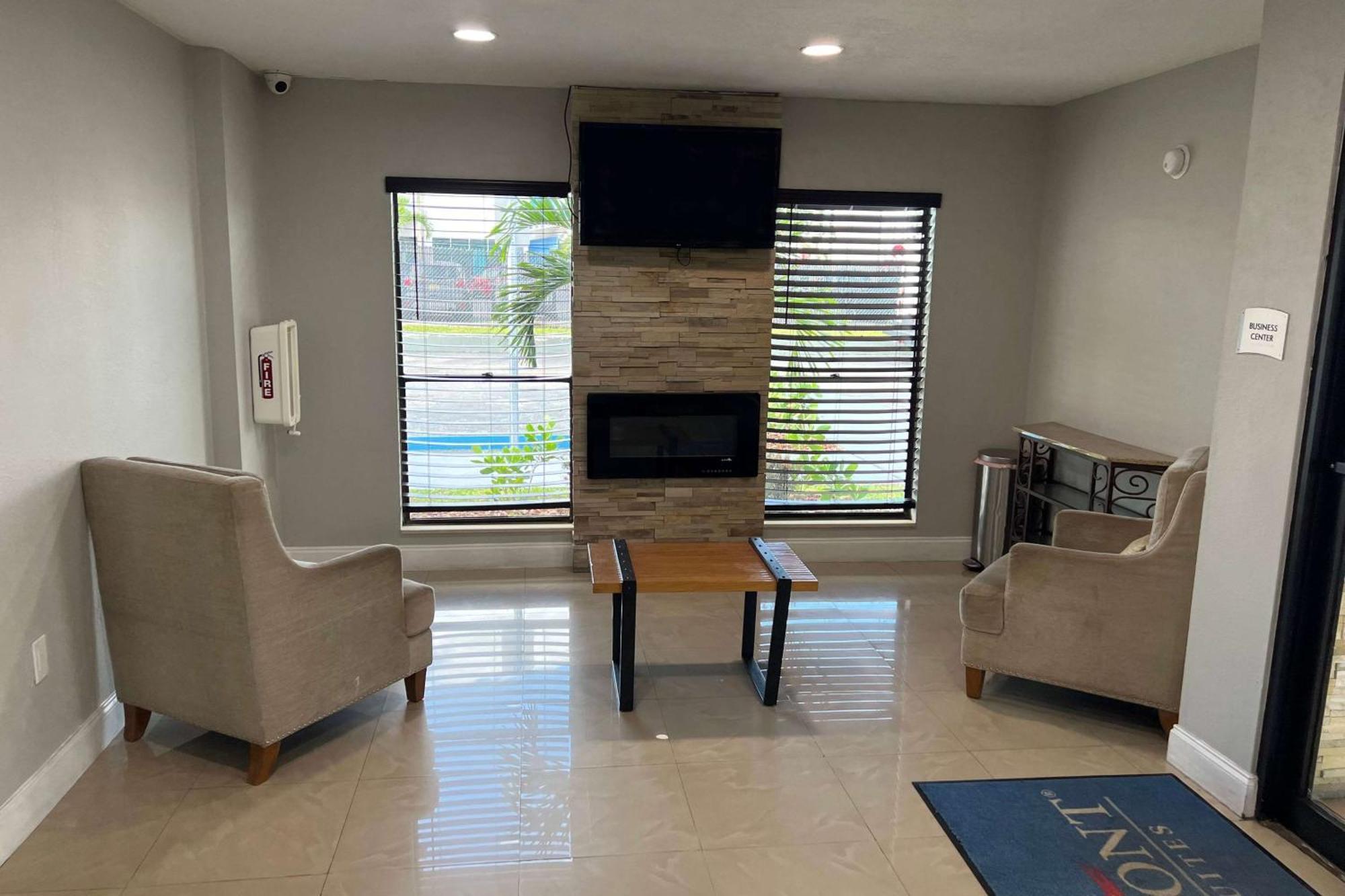 Baymont By Wyndham Downtown Hotel 2*