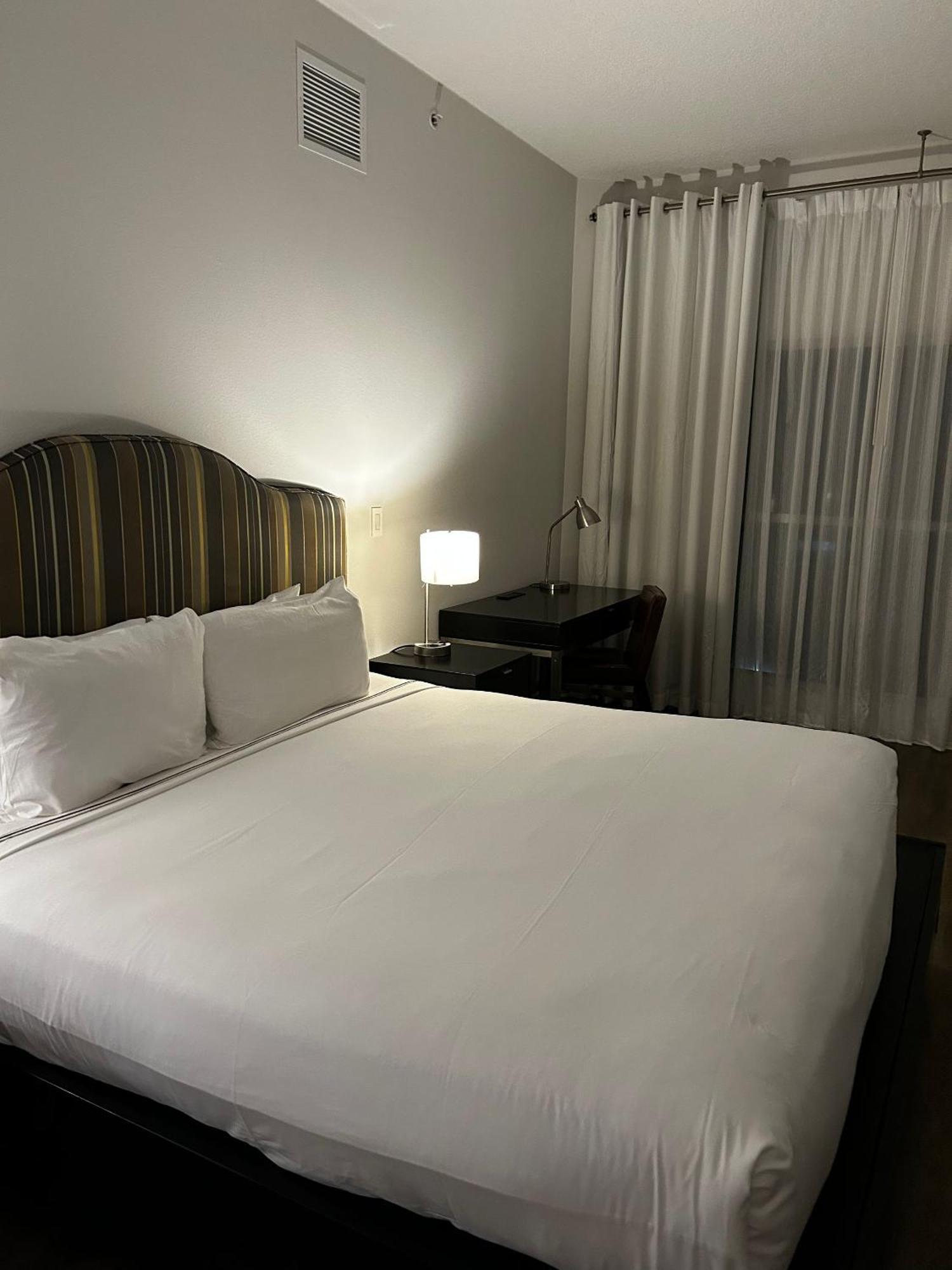 2br At Melia Celebration 528