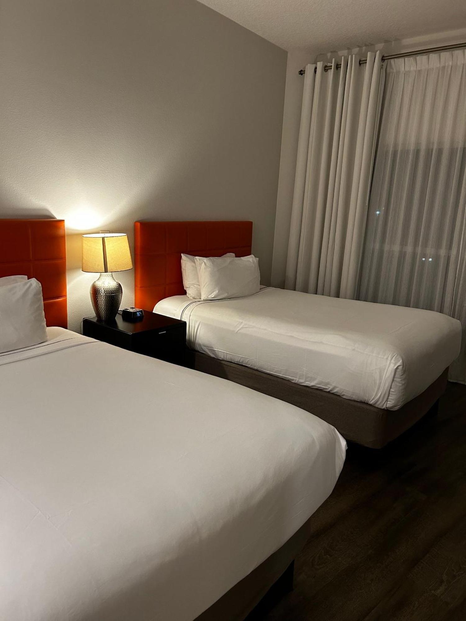 Apartment 2br At Melia Celebration 528 *