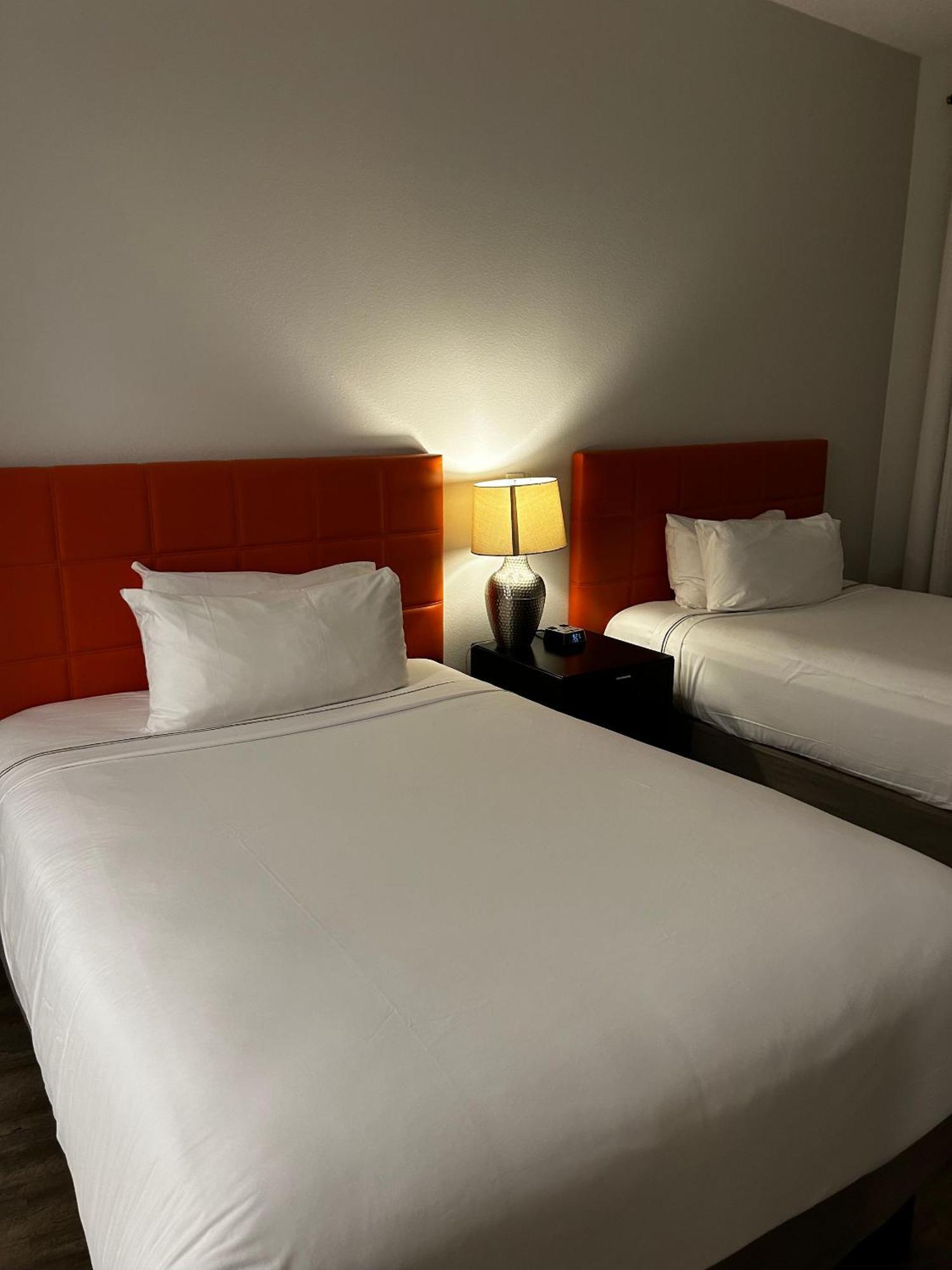 2br At Melia Celebration 528 * Orlando