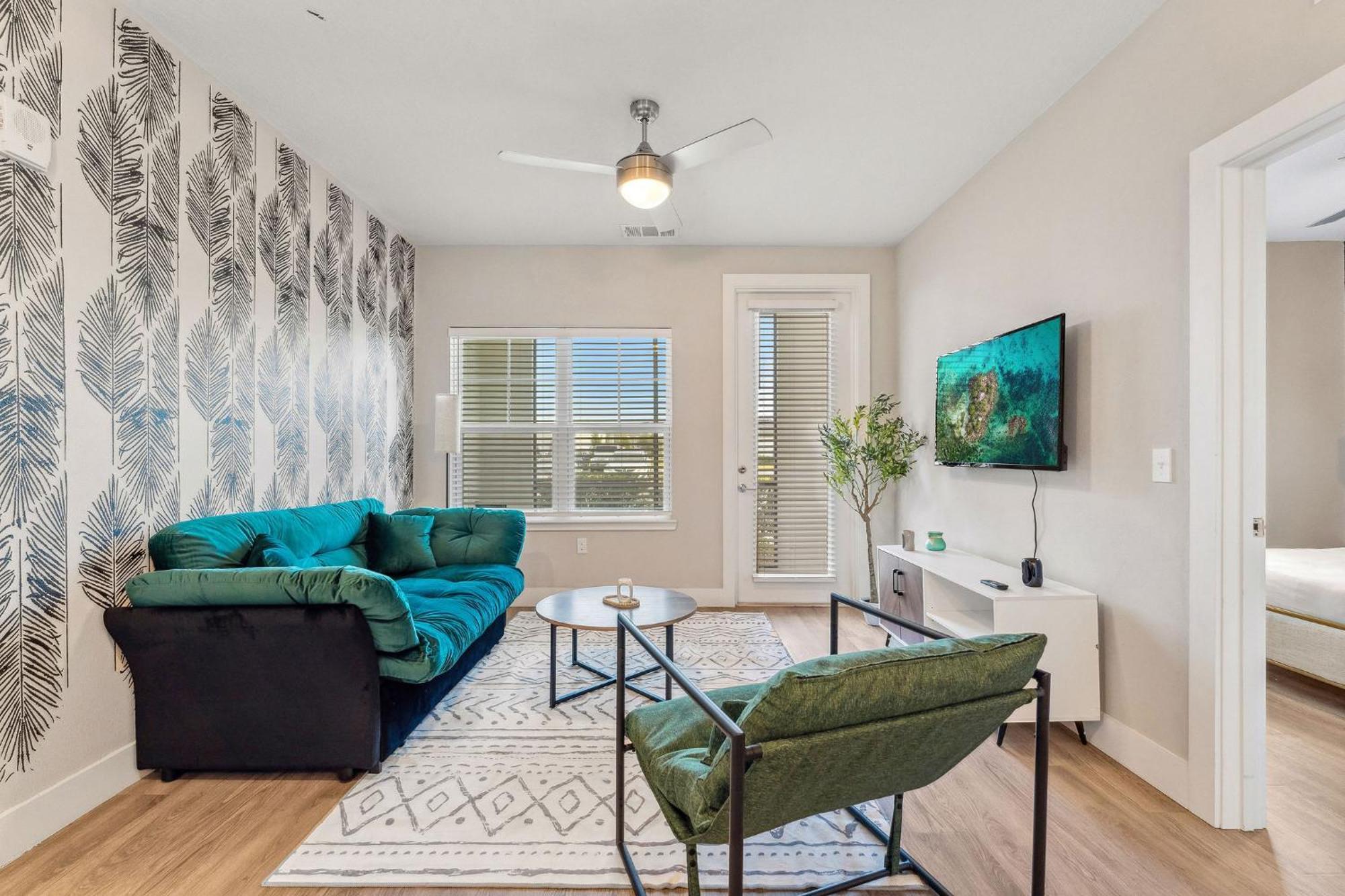 Apartment Private Full King-size Bed Haven, Pool, & Great Pool Orlando