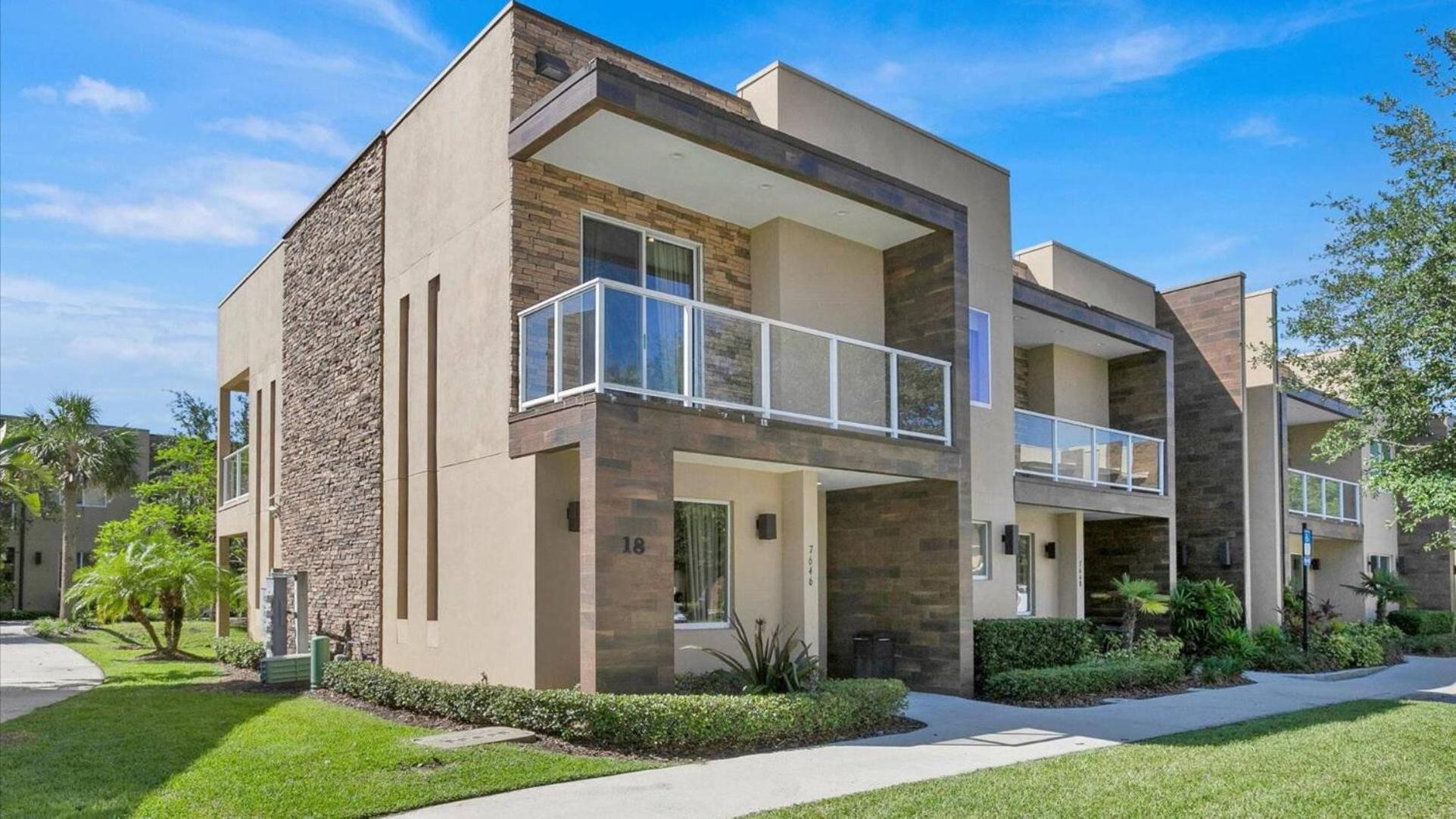 Book Now: Townhome 6440 Near Magic * Orlando