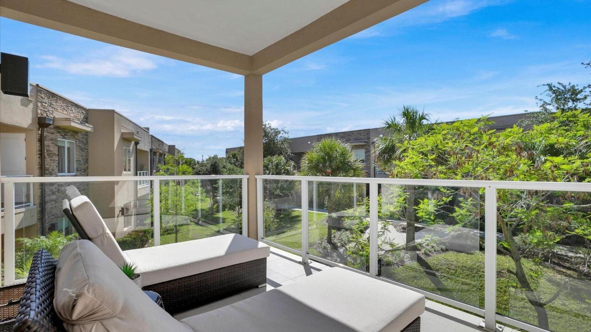 Book Now: Townhome 6440 Near Magic Villa Orlando