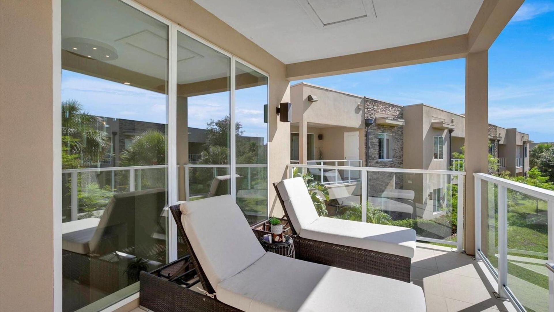 Villa Book Now: Townhome 6440 Near Magic Orlando