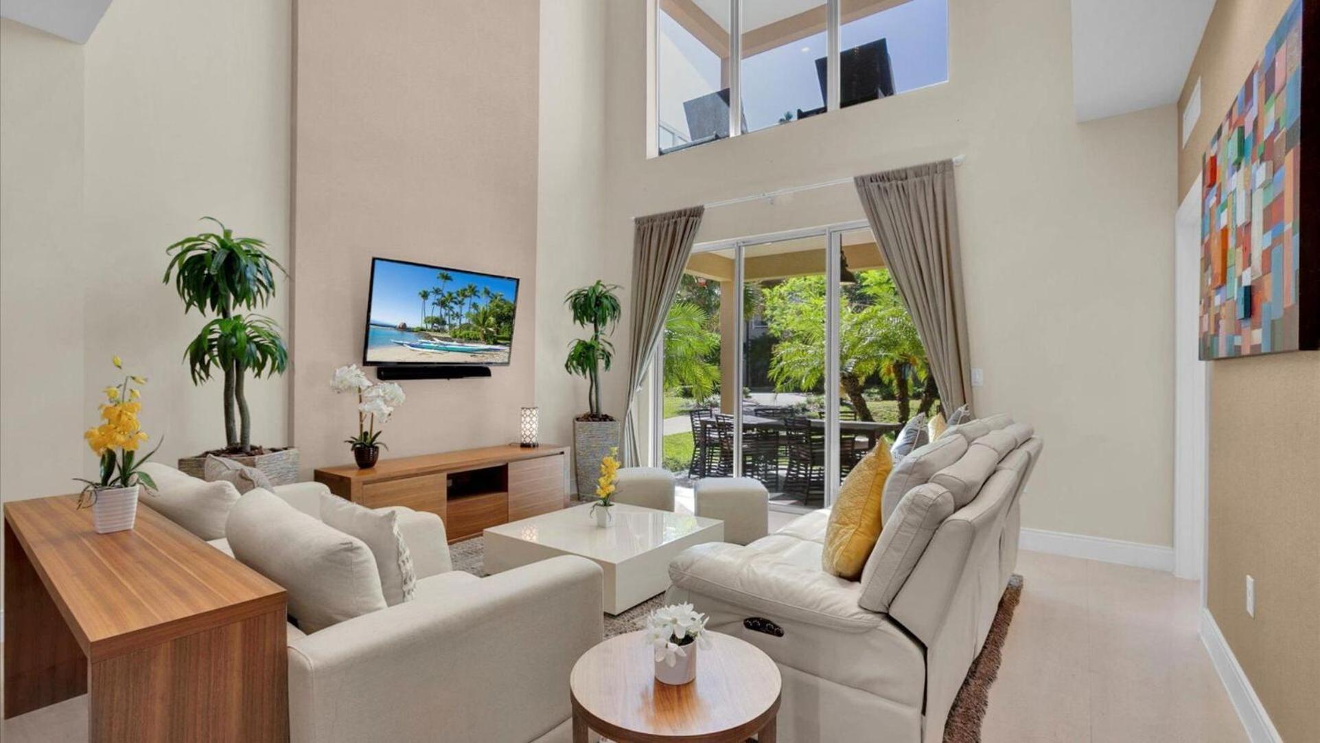 Villa Book Now: Townhome 6440 Near Magic